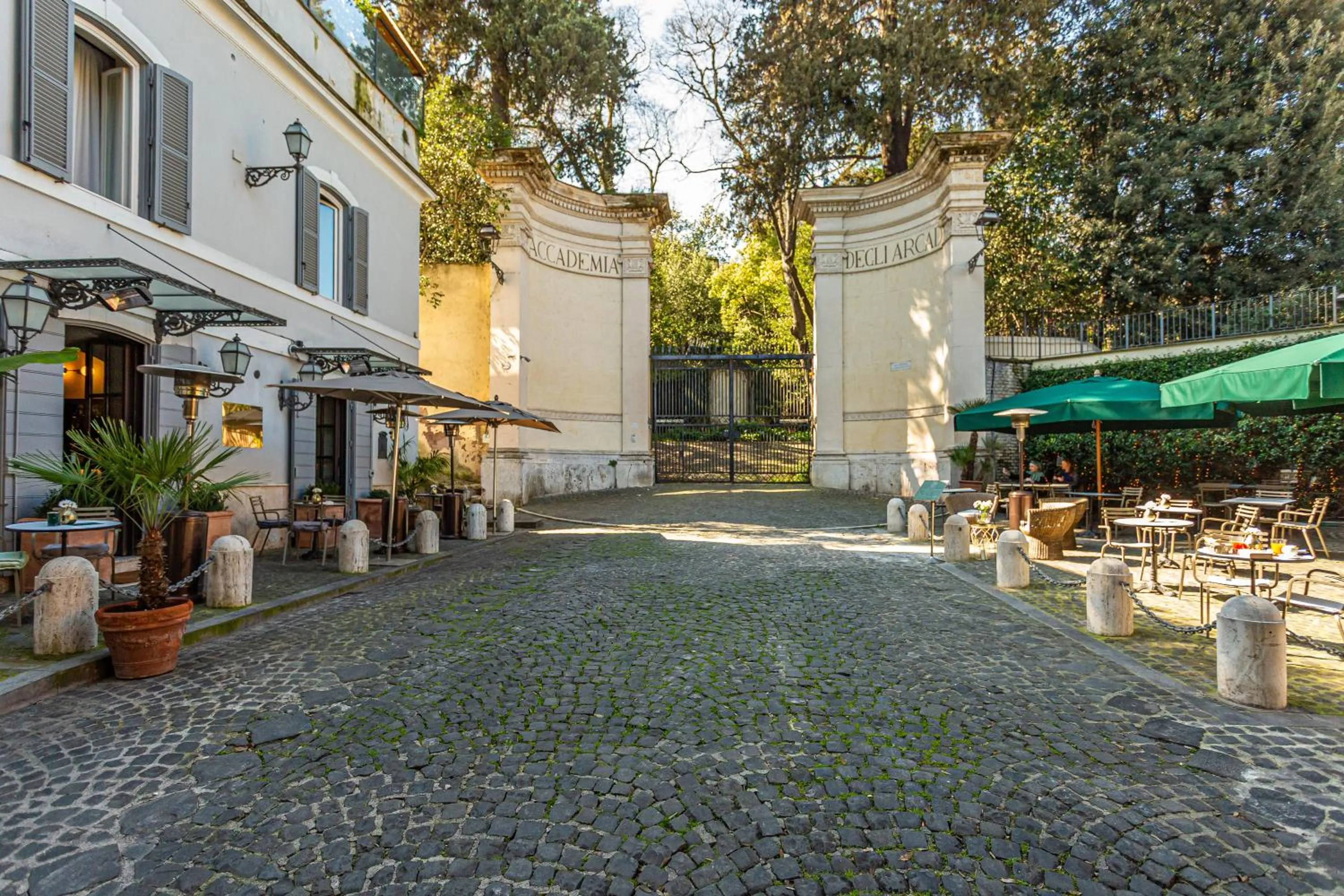 Restaurant/places to eat in Hotel Parrasio