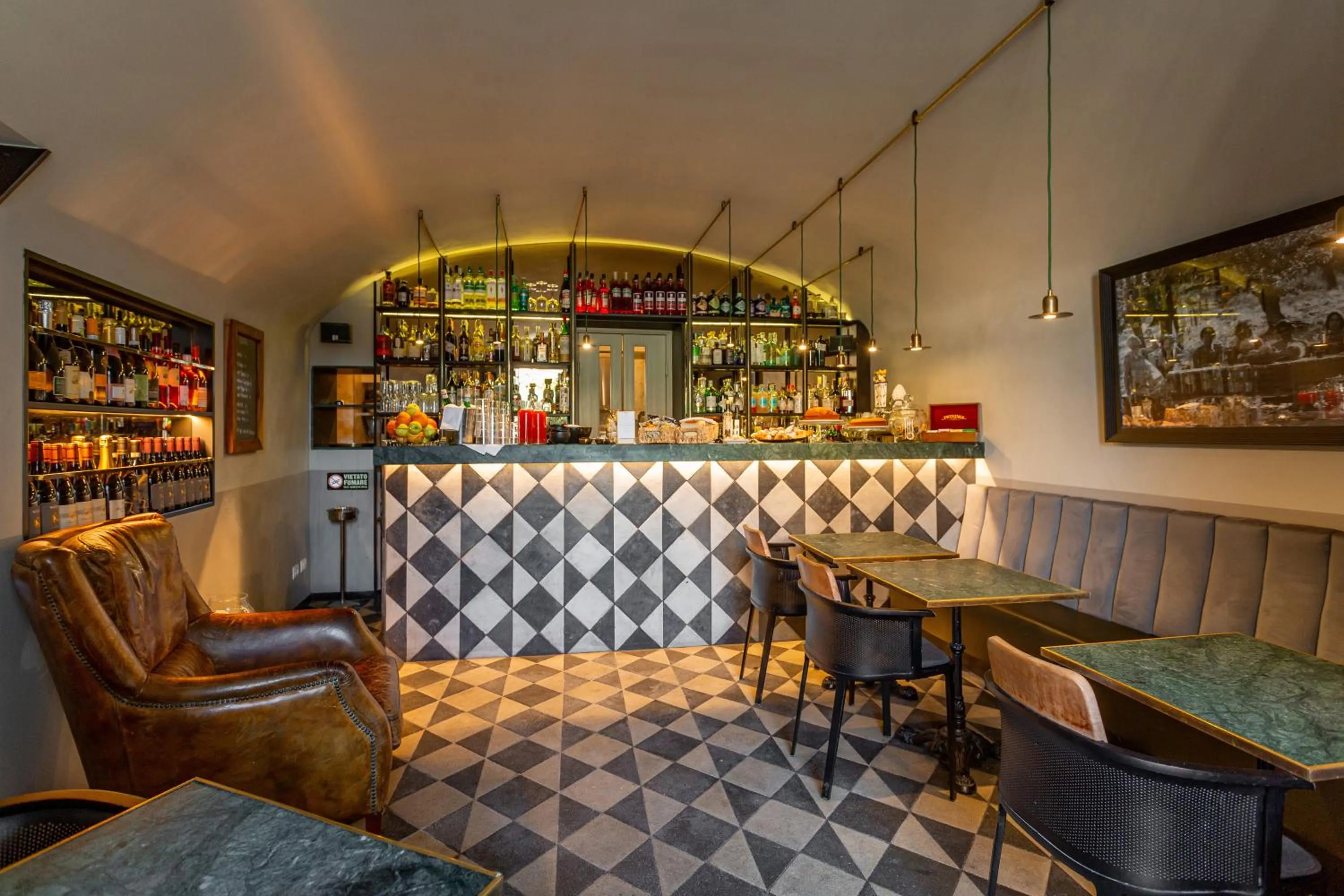 Restaurant/places to eat in Hotel Parrasio