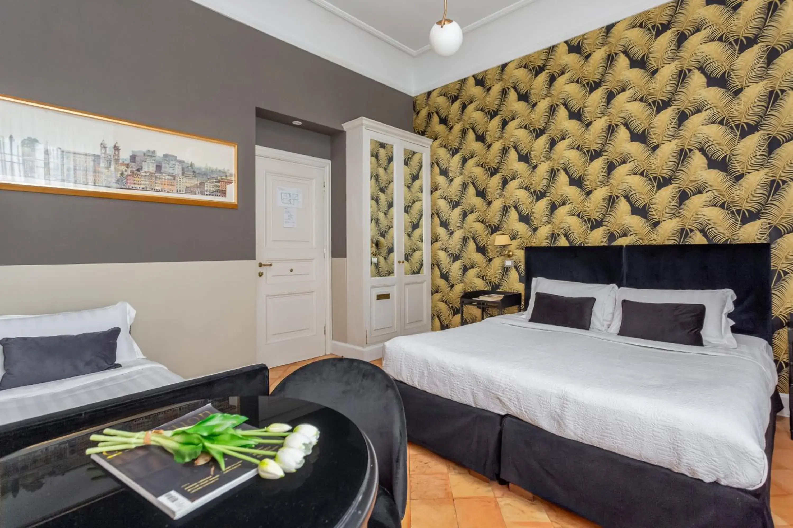 Superior Triple Room in Hotel Parrasio Superior Triple Room in Hotel Parrasio