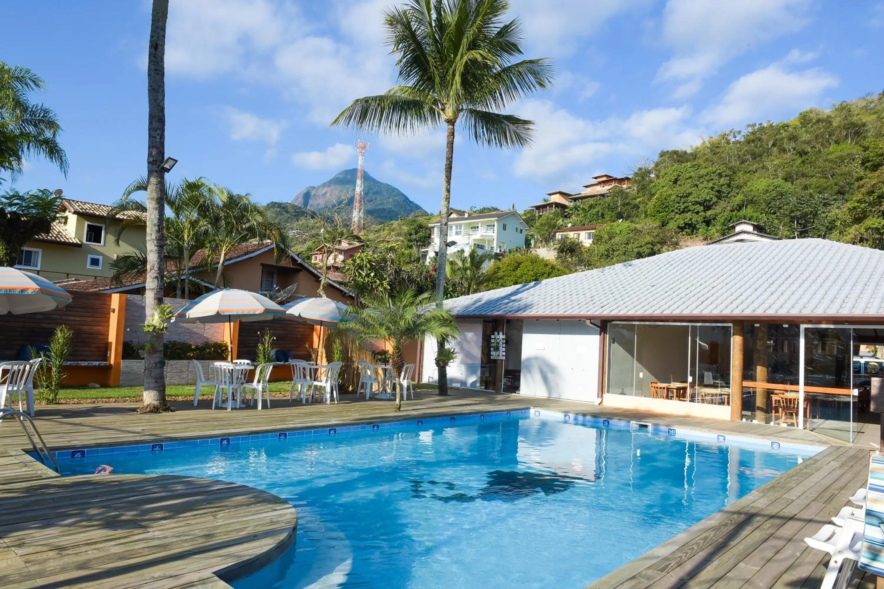 Swimming pool in Recanto das Carpas