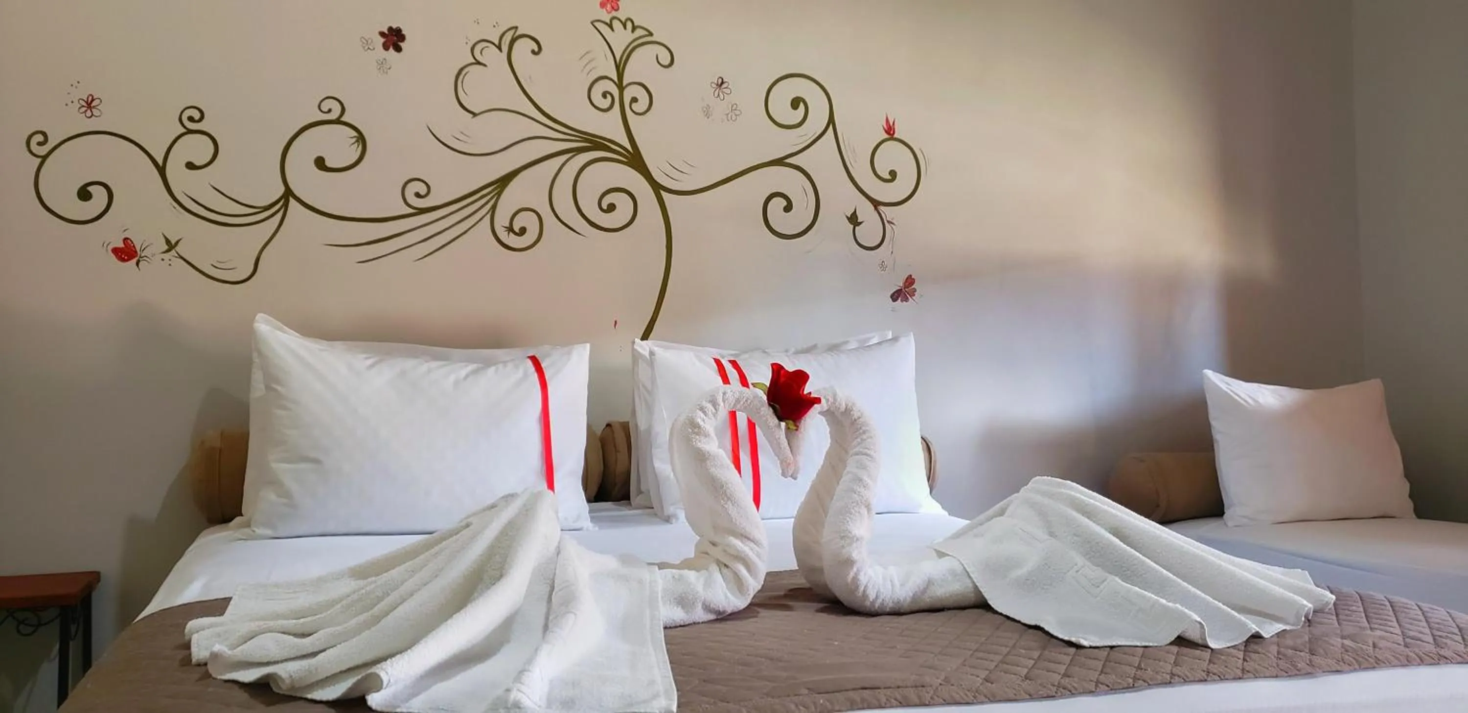 Decorative detail, Bed in Recanto das Carpas