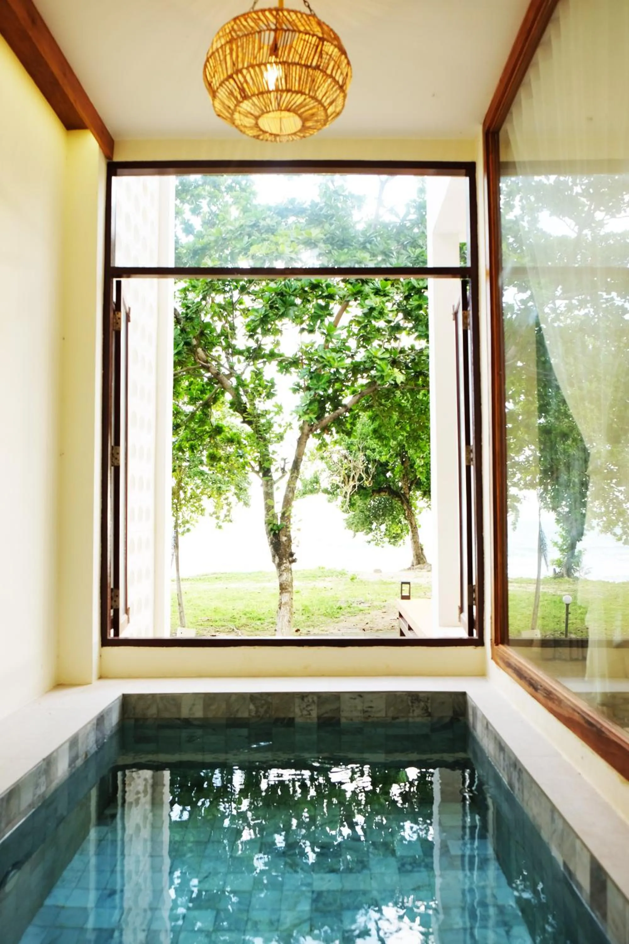 Swimming pool in Siam Beach Resort