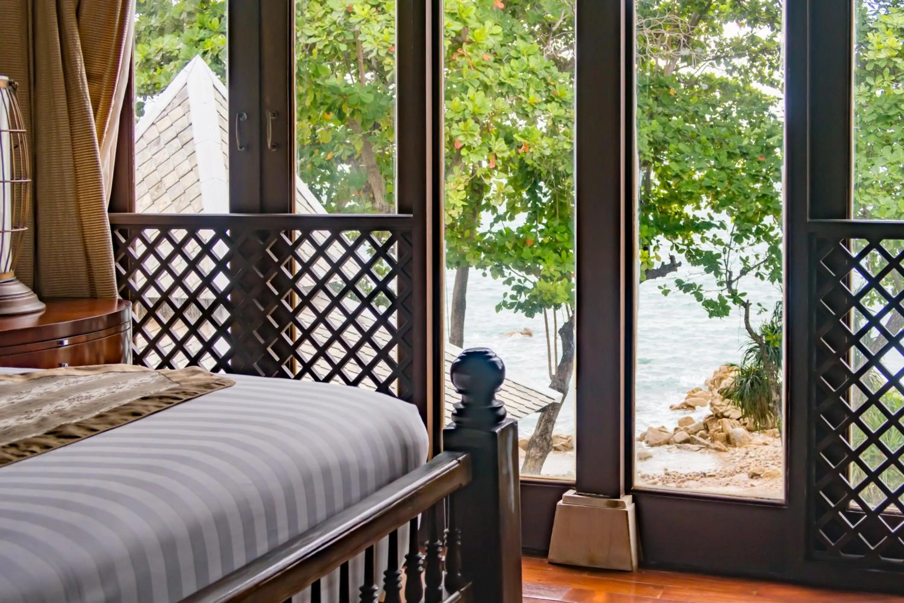 Balcony/Terrace, Bed in Pawanthorn Samui - SHA Plus