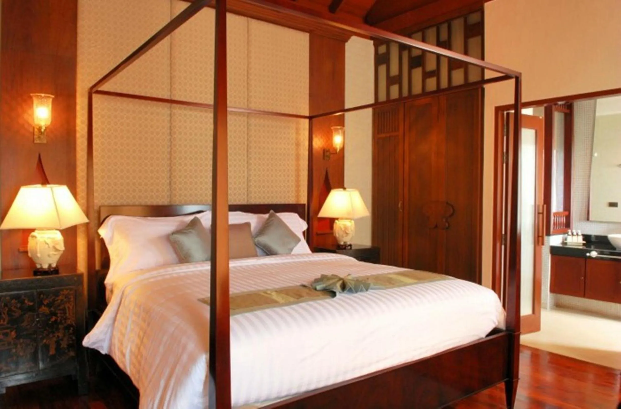 Bedroom, Bed in Pawanthorn Samui - SHA Plus