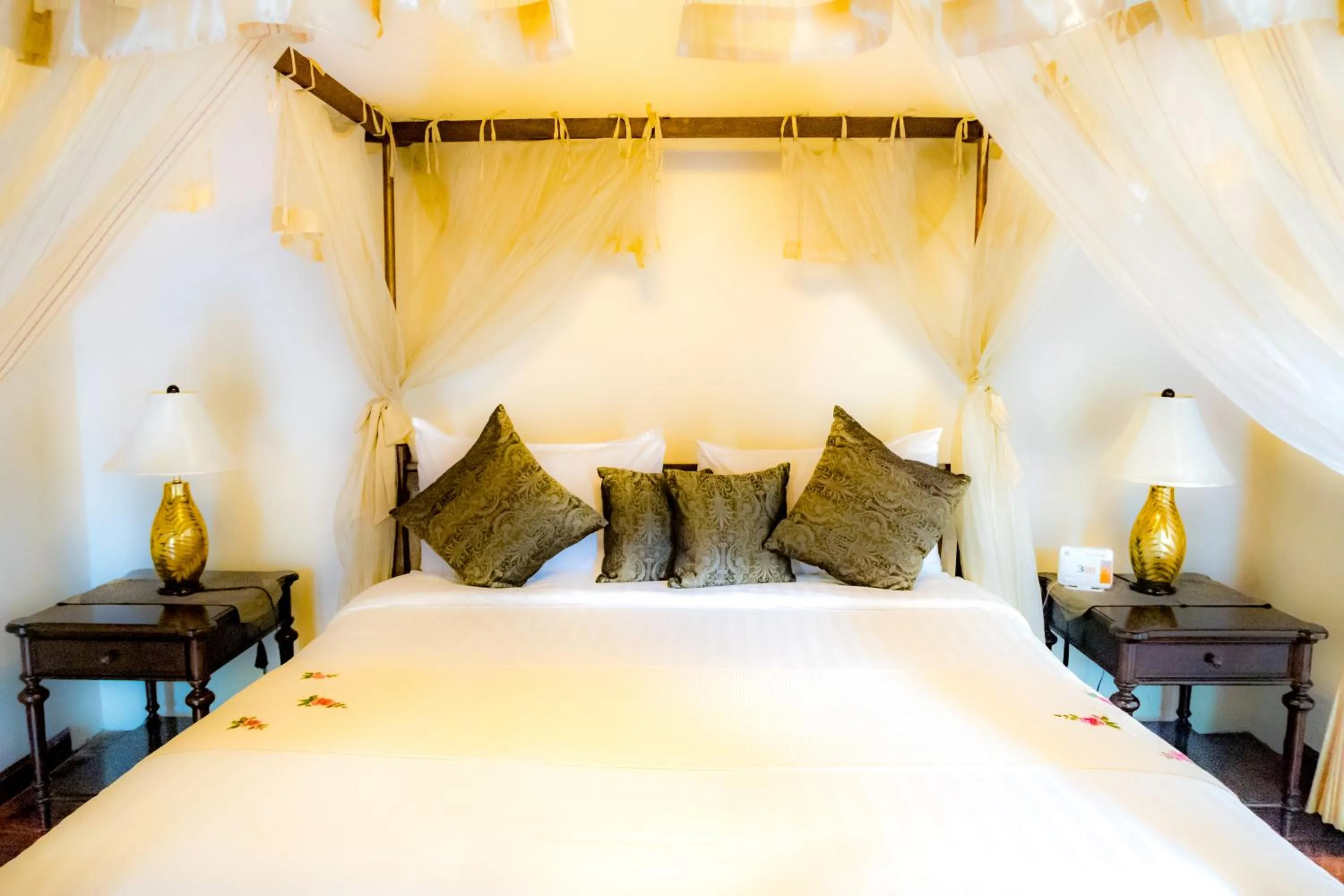 Bedroom, Bed in Pawanthorn Samui - SHA Plus