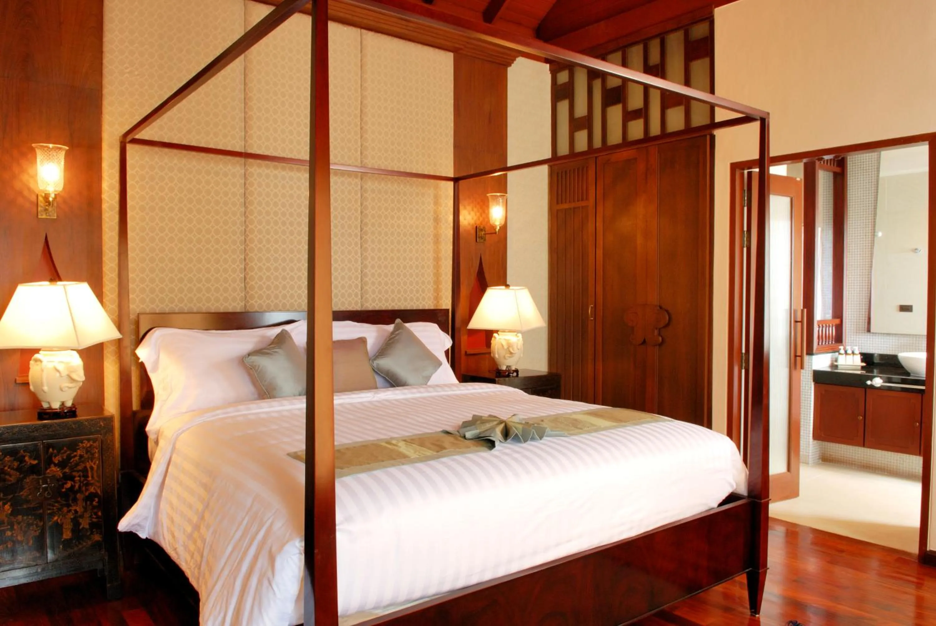 Bedroom, Bed in Pawanthorn Samui - SHA Plus