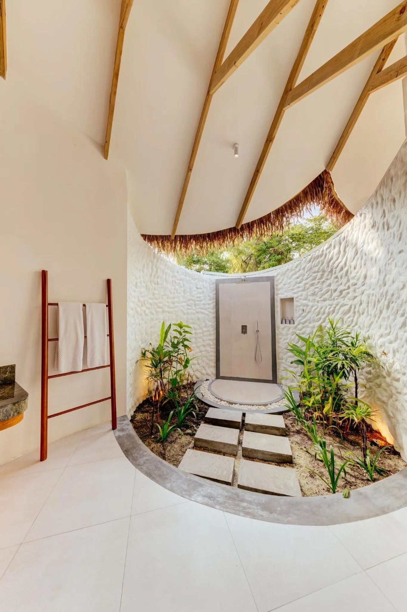 Shower in Cinnamon Dhonveli Maldives - Free One-Way Speedboat and 02 Kids Under 12 Stay & Dine Free