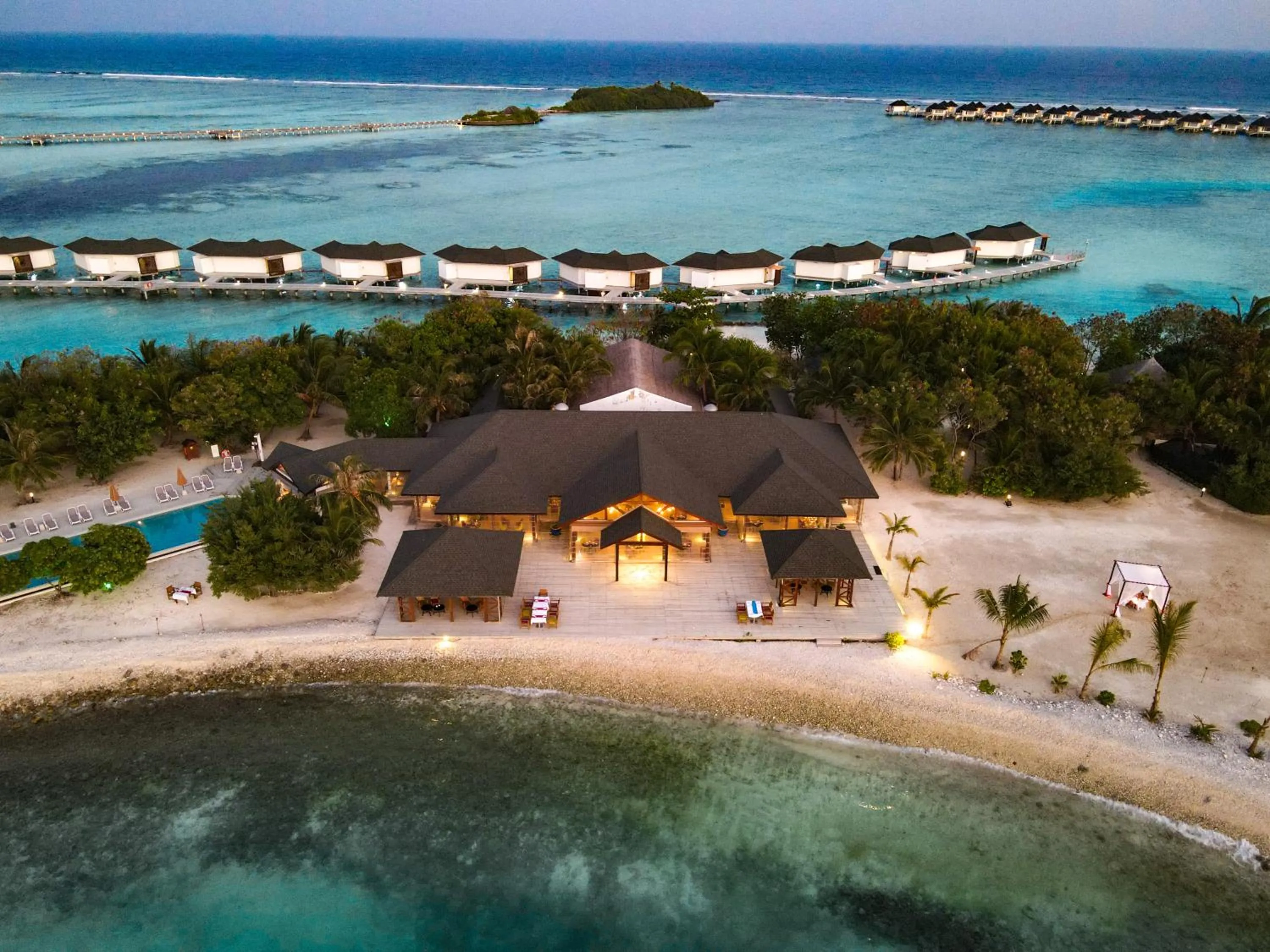 Natural landscape in Cinnamon Dhonveli Maldives - Free One-Way Speedboat and 02 Kids Under 12 Stay & Dine Free