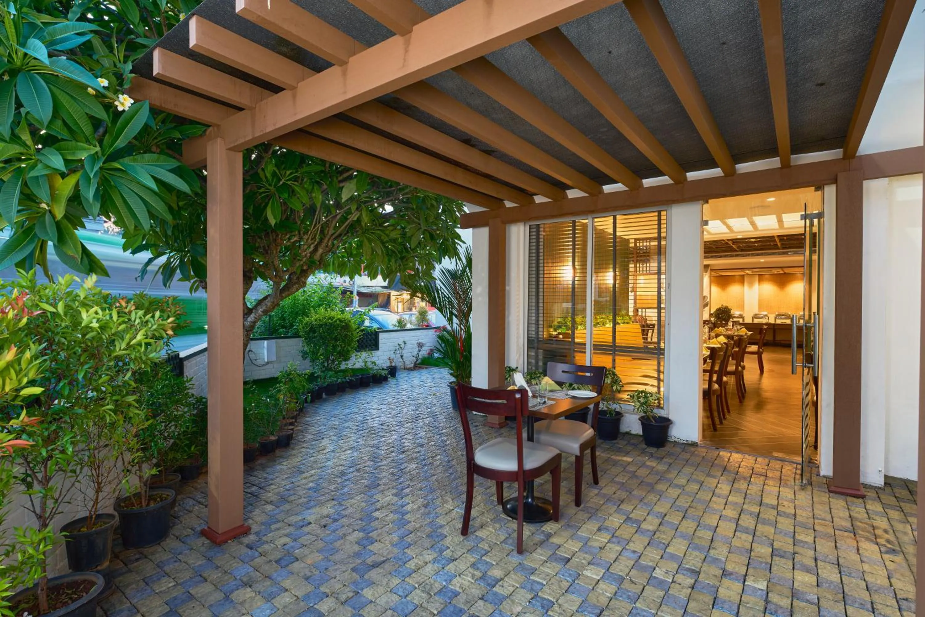 Restaurant/places to eat in Abad Fort