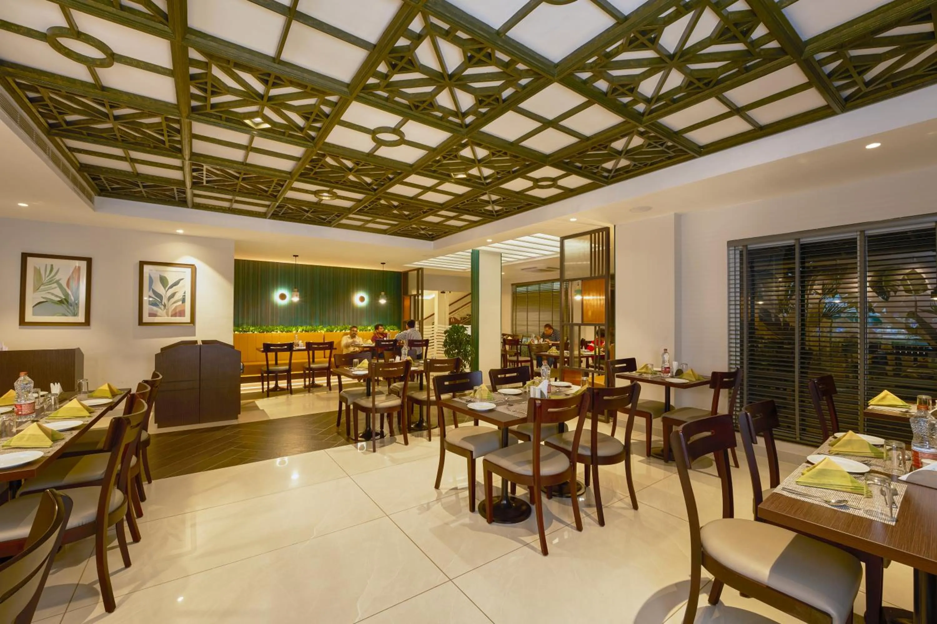 Restaurant/places to eat in Abad Fort