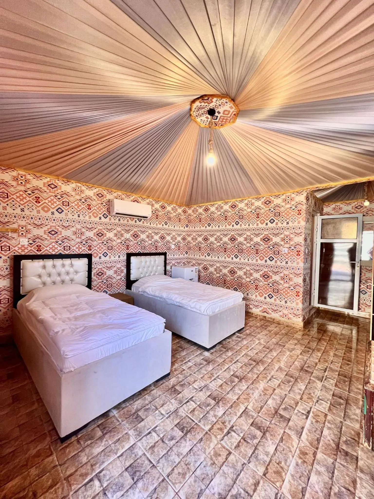 Bed in Hasan Zawaideh Camp