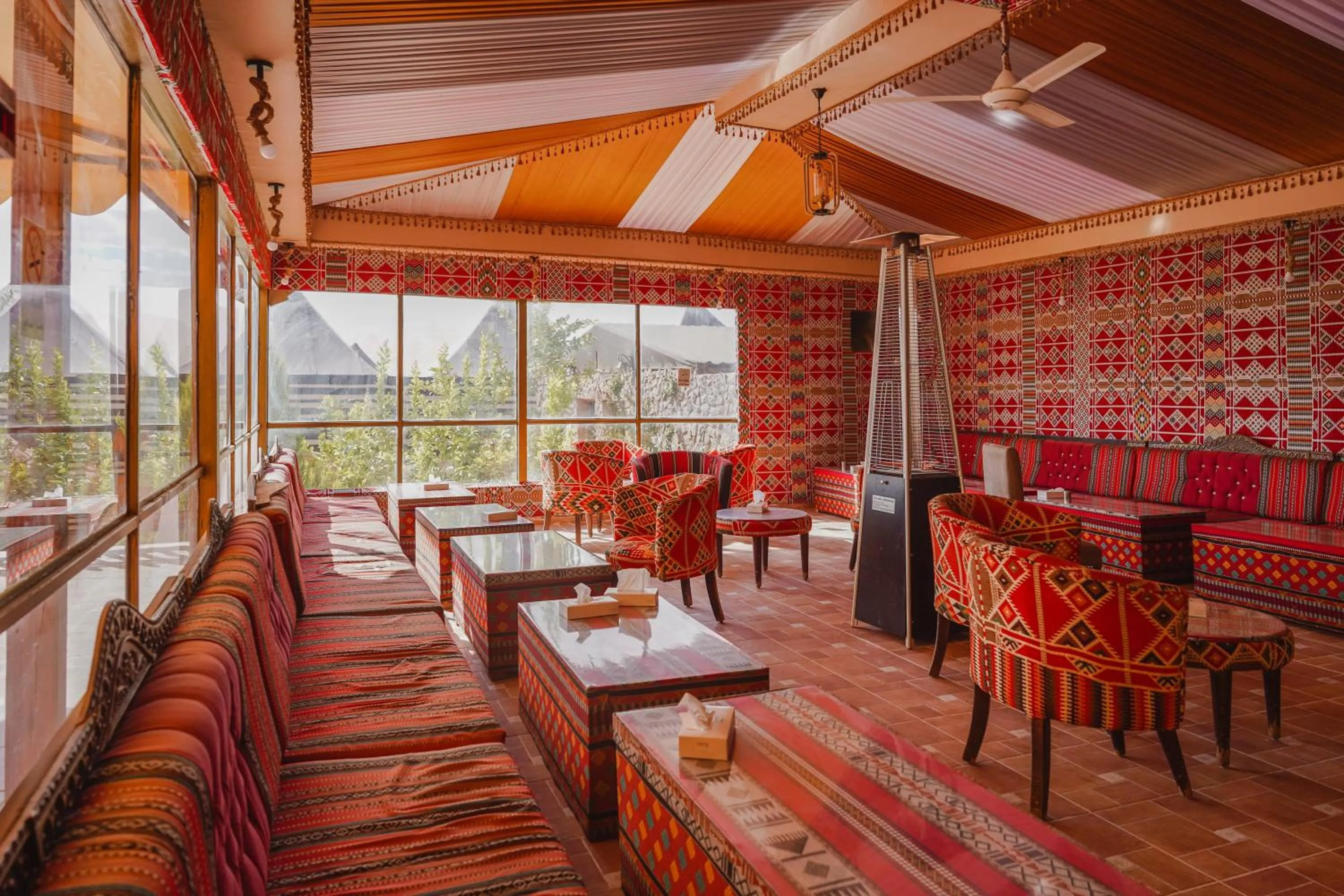 Restaurant/places to eat in Hasan Zawaideh Camp