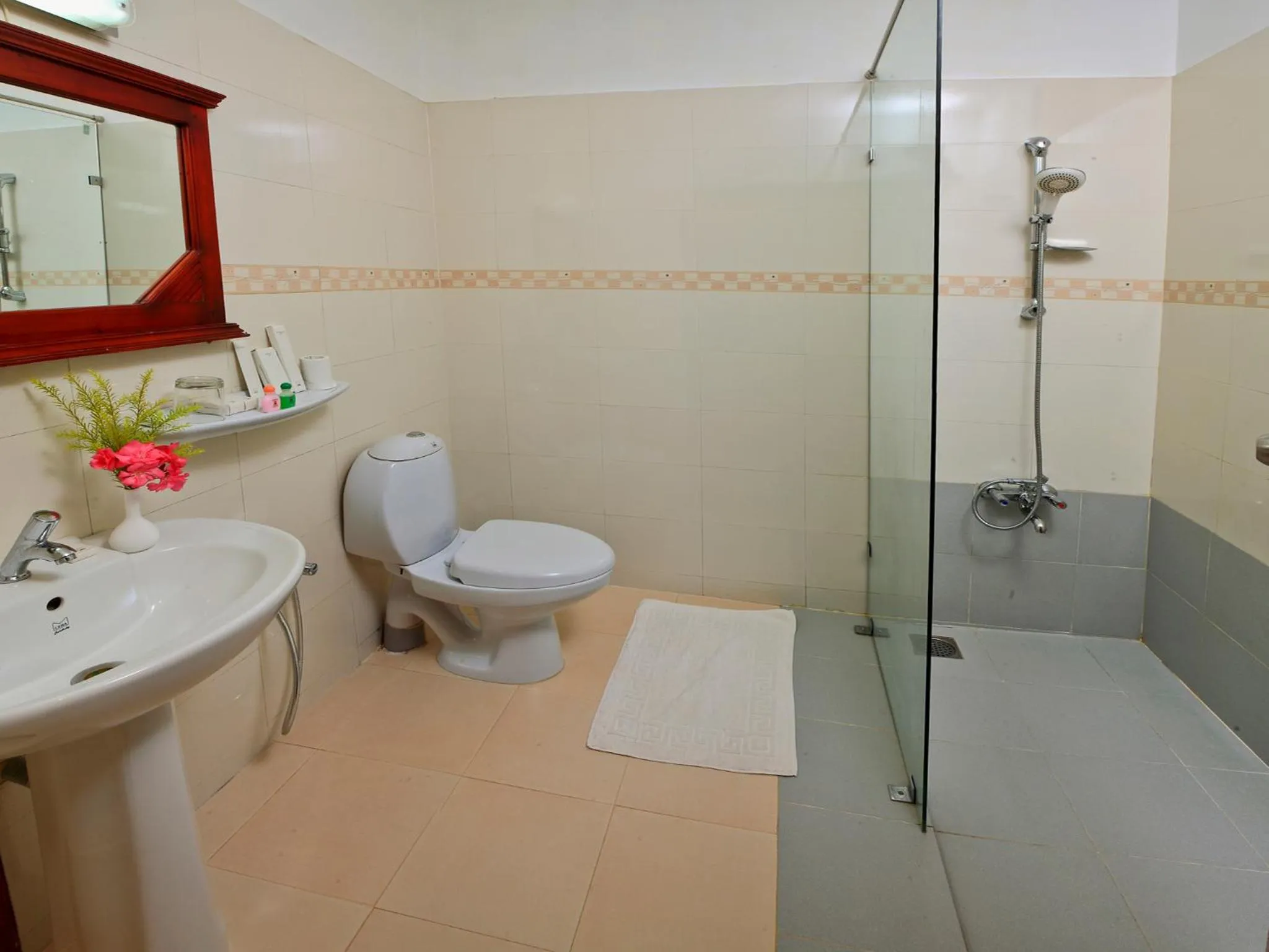 Bathroom in Abad Harmonia Ayurvedic Beach Resort