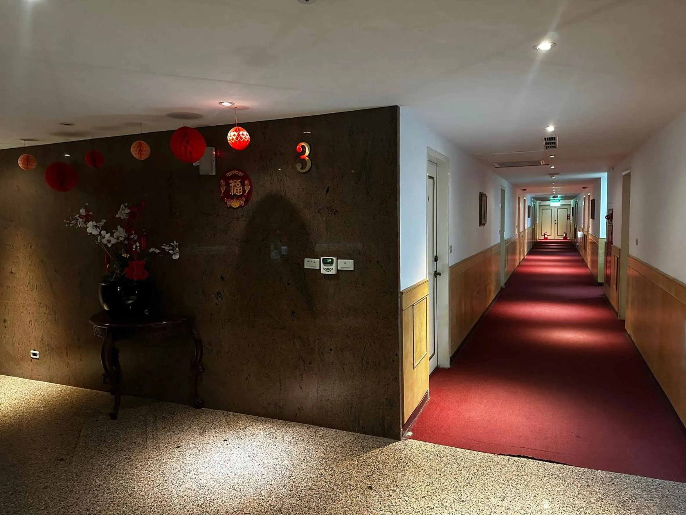 Property building in 東陽峇里商旅酒店