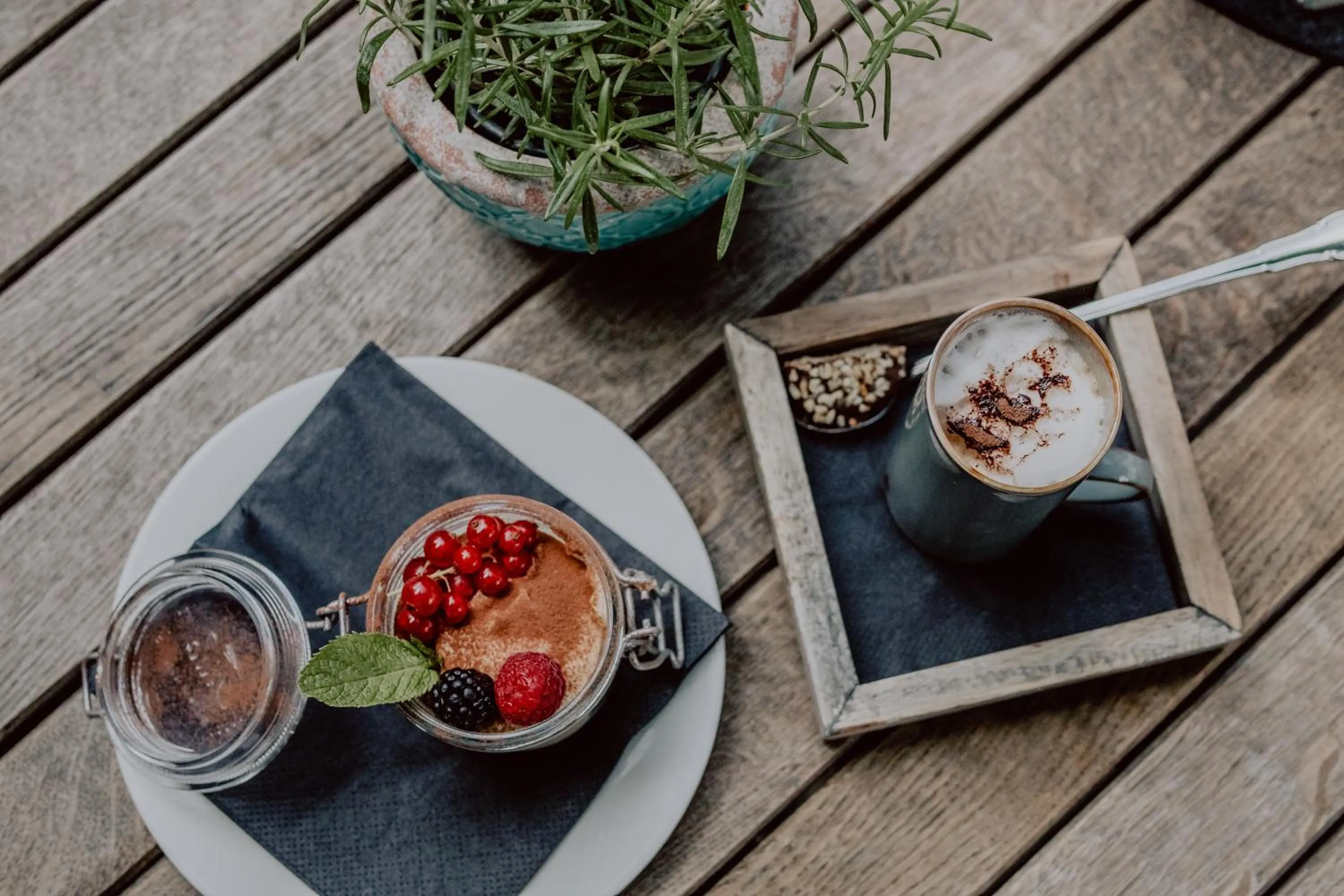 Restaurant/places to eat in Berg-Leben