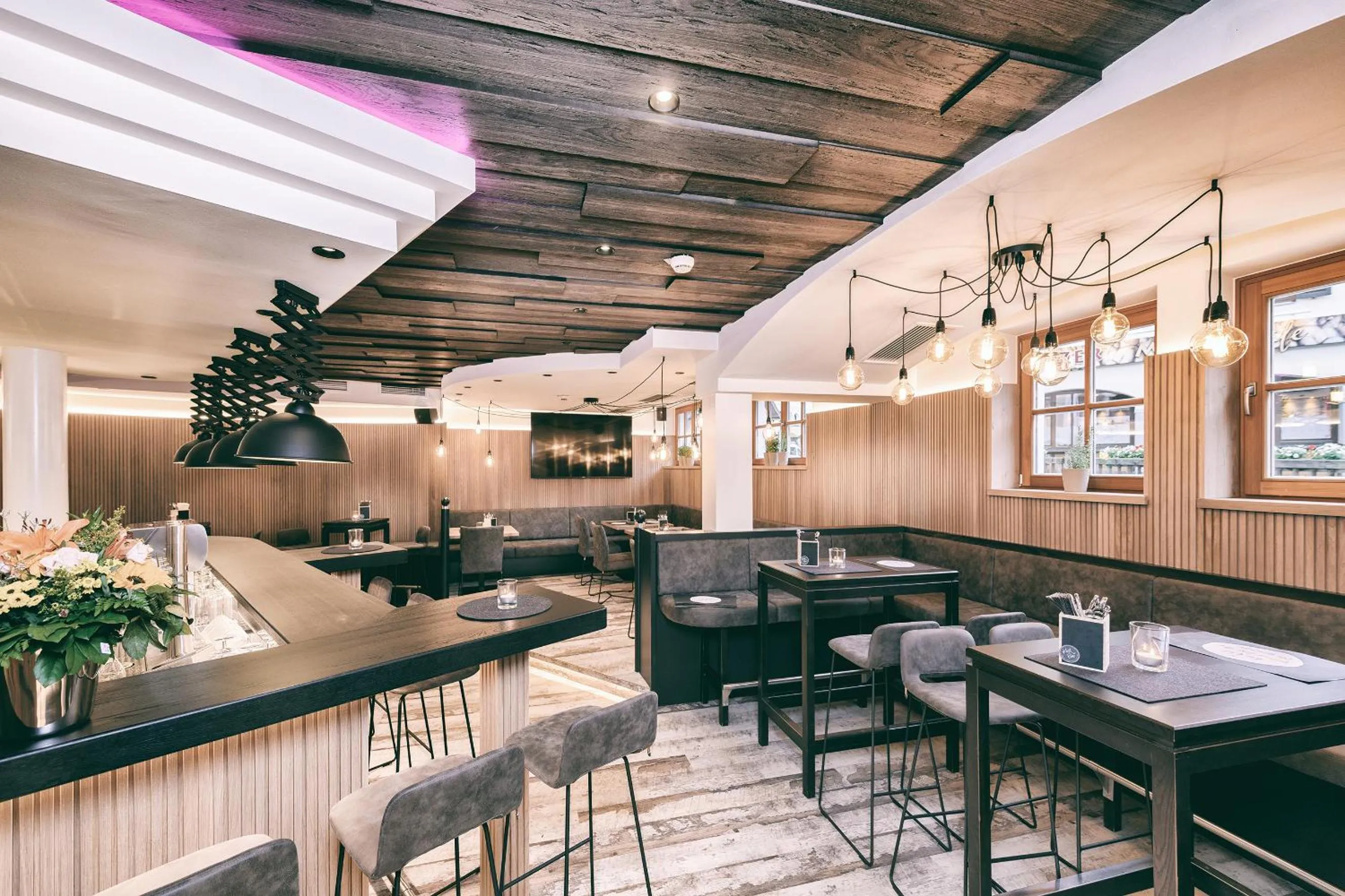 Restaurant/places to eat in Berg-Leben