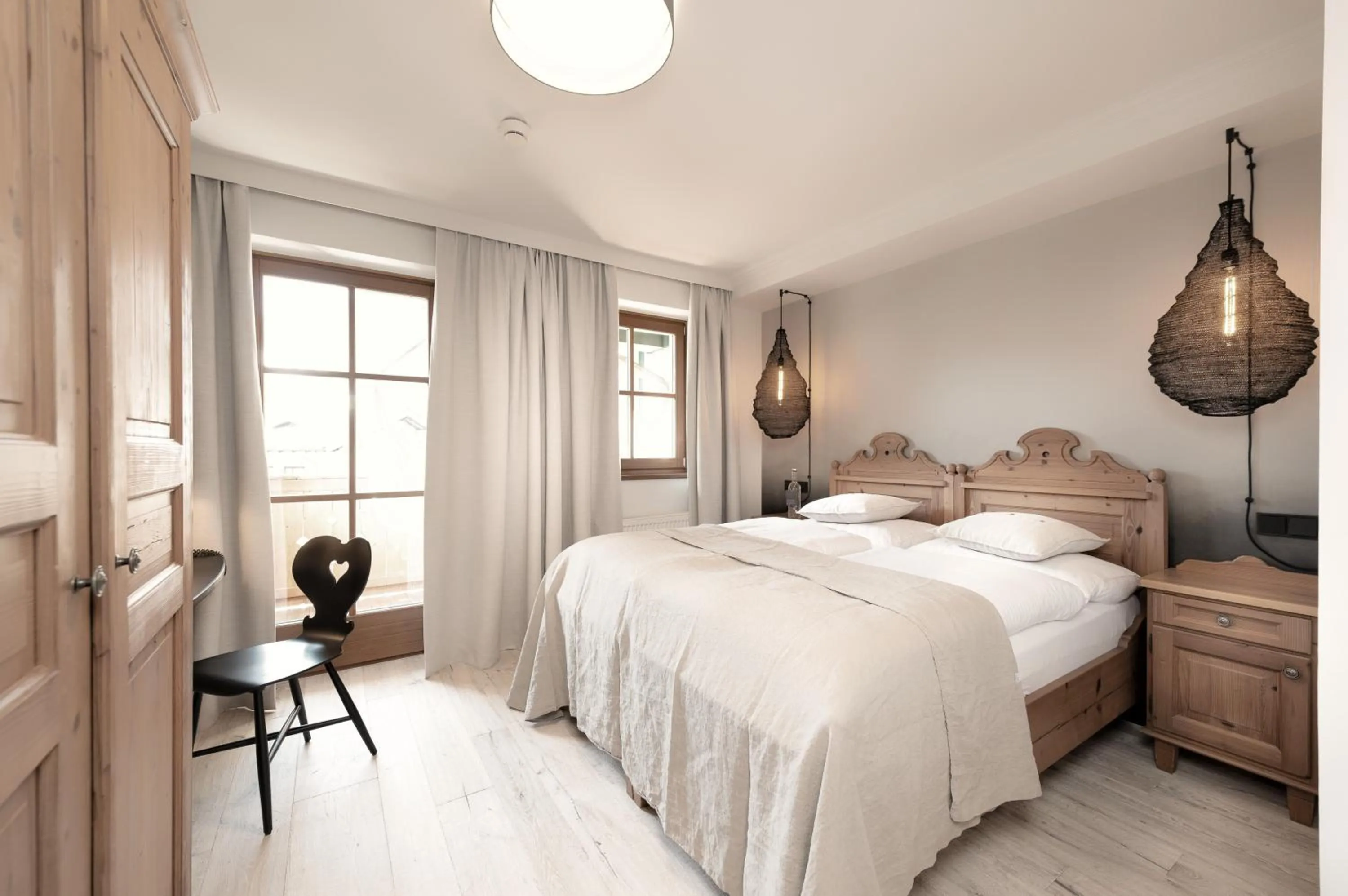 Photo of the whole room, Bed in Berg-Leben