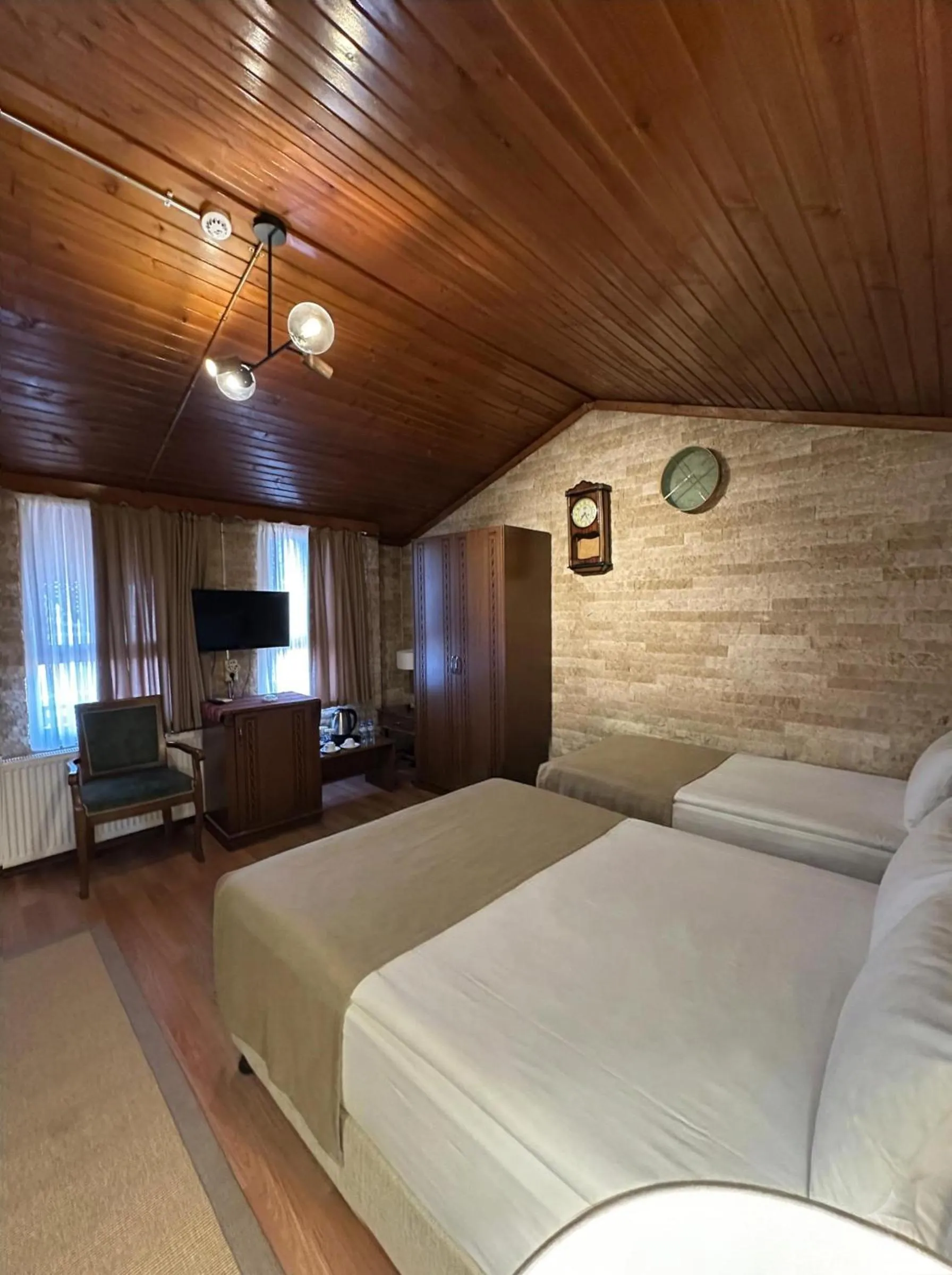 Photo of the whole room, Bed in Zeynep Hanim Konagi