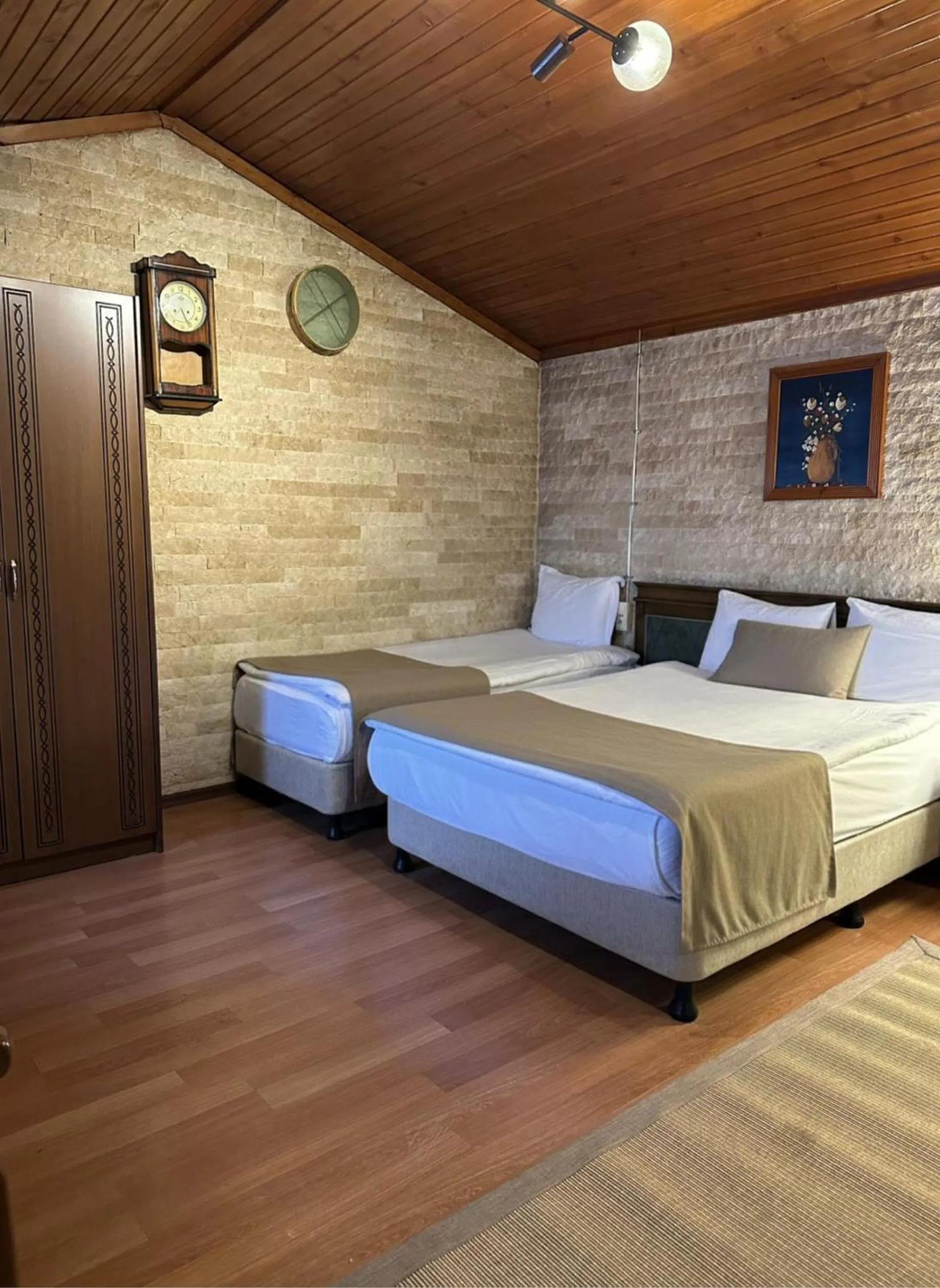 Bedroom, Bed in Zeynep Hanim Konagi