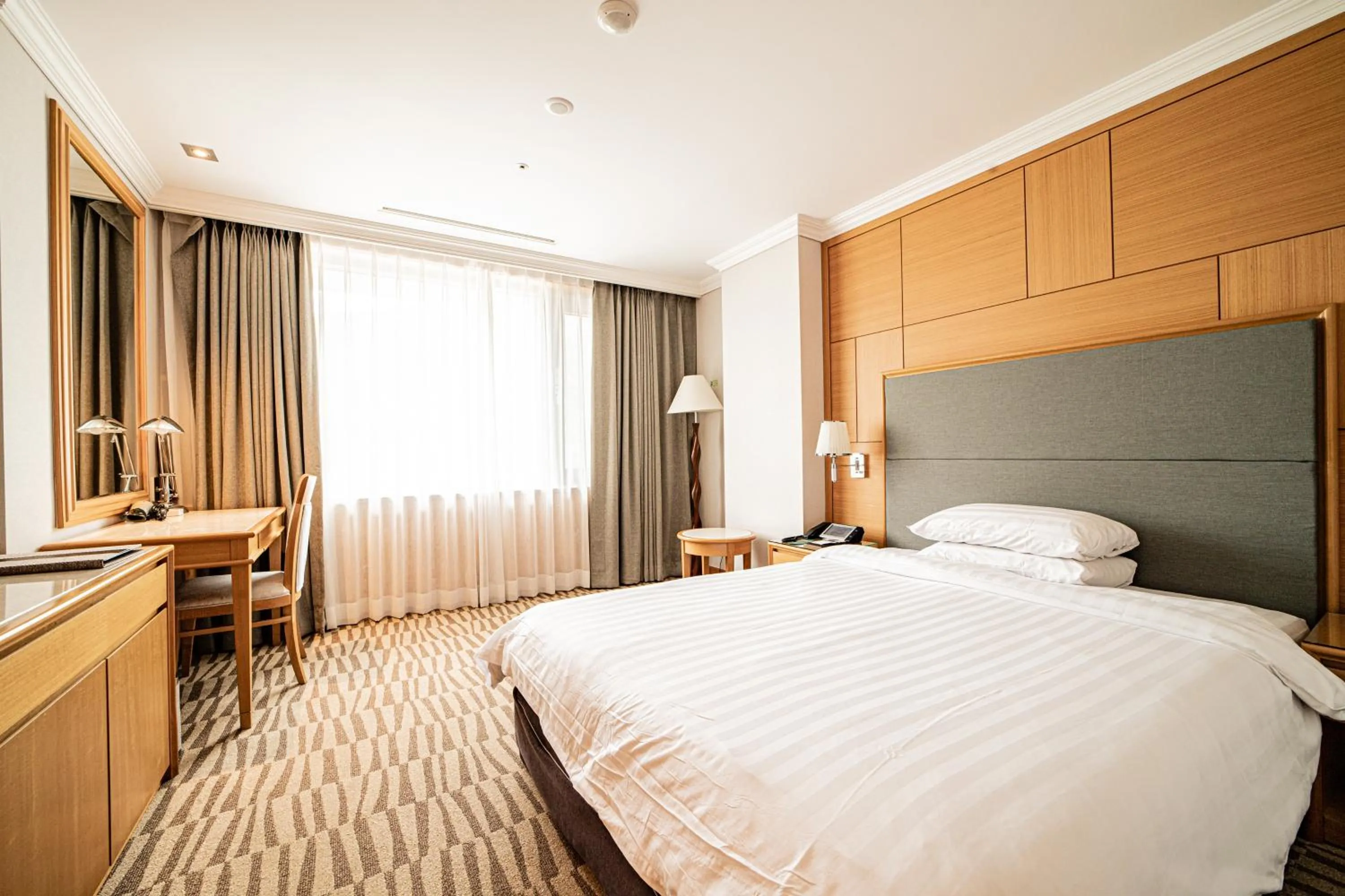 Bed in Hotel Geumosan