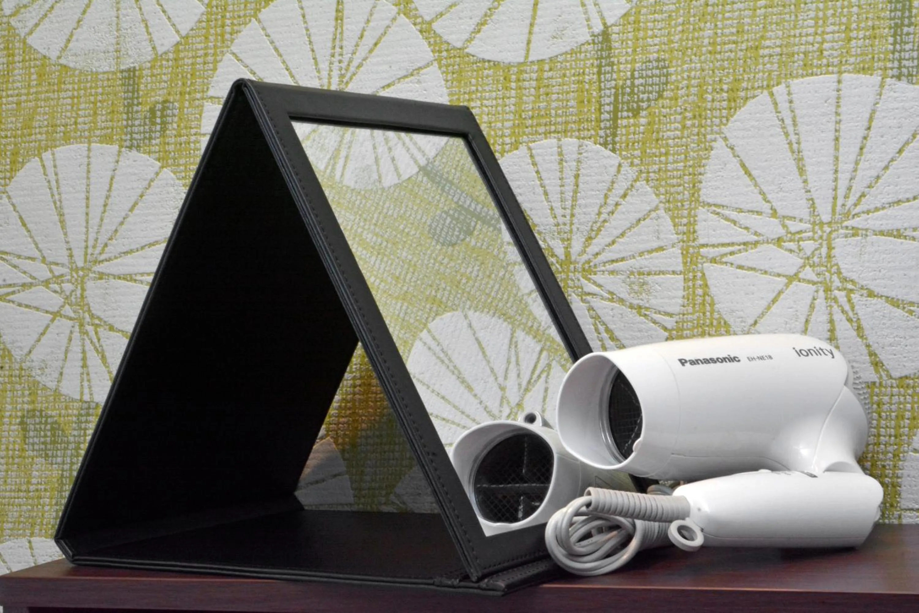 Photo of the whole room in Premier Hotel Cabin Shinjuku