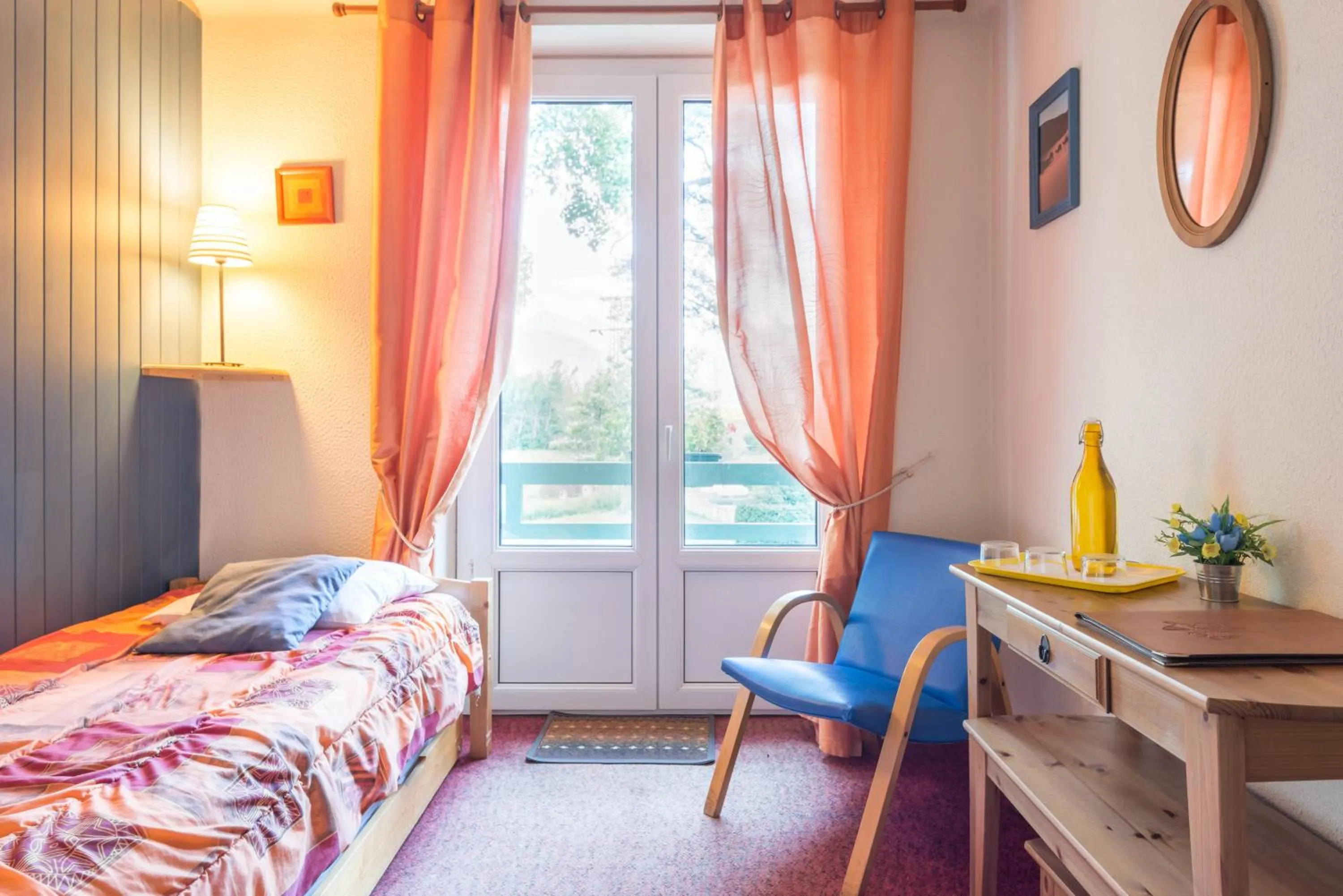 Bed in Hôtel du Val d'Aure