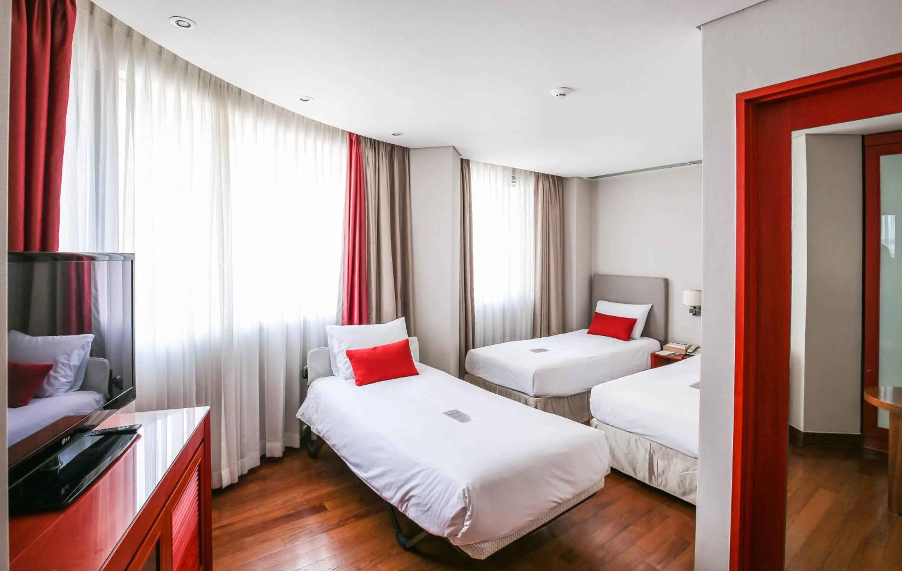 Decorative detail, Bed in Hotel Prince Seoul