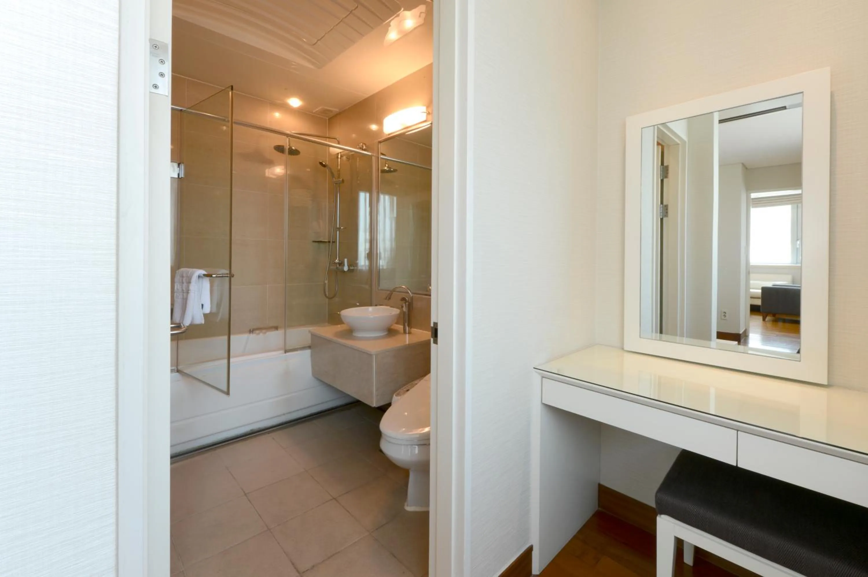 Bathroom in Hotel Prince Seoul