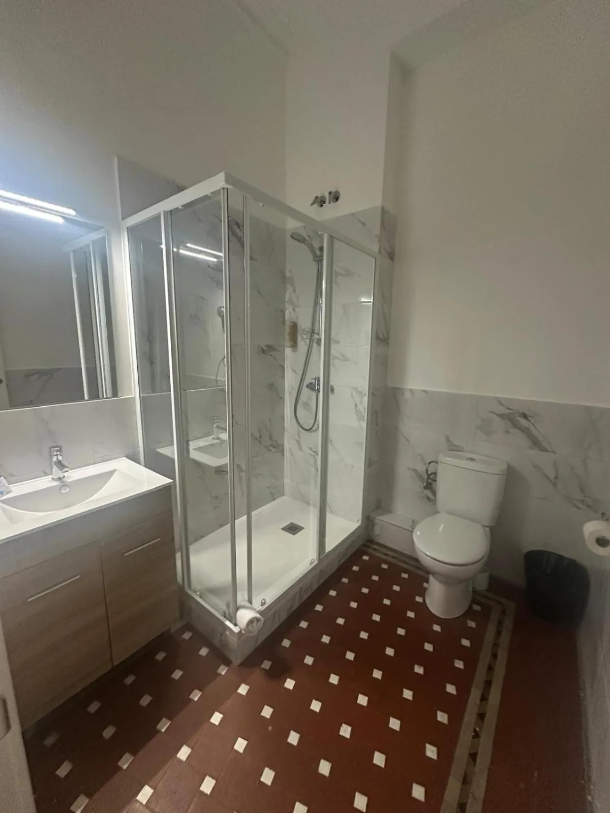 Hostal Balmes Centro