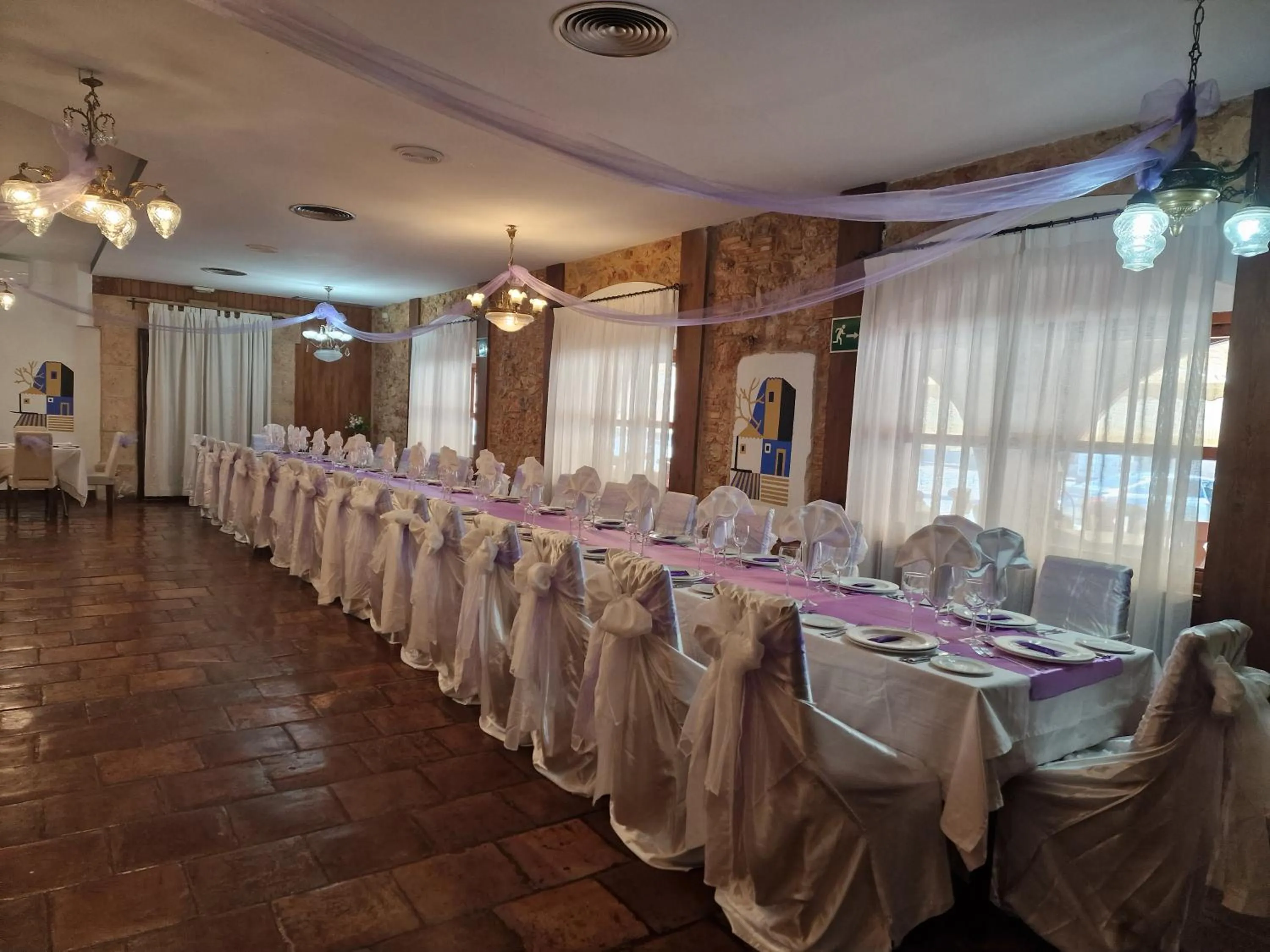 Restaurant/places to eat in Hotel Restaurante Setos