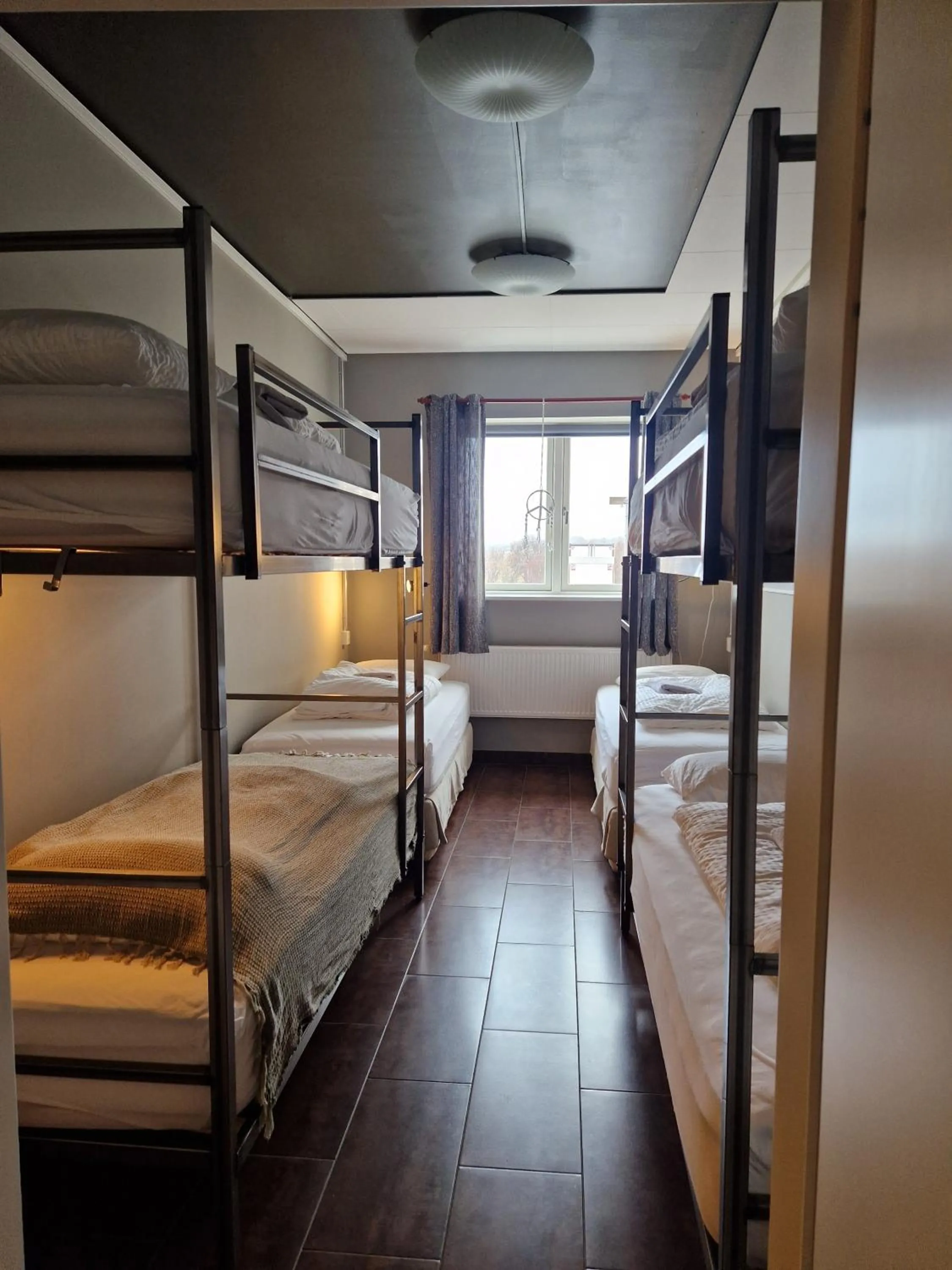 Bed in Tehúsið Hostel