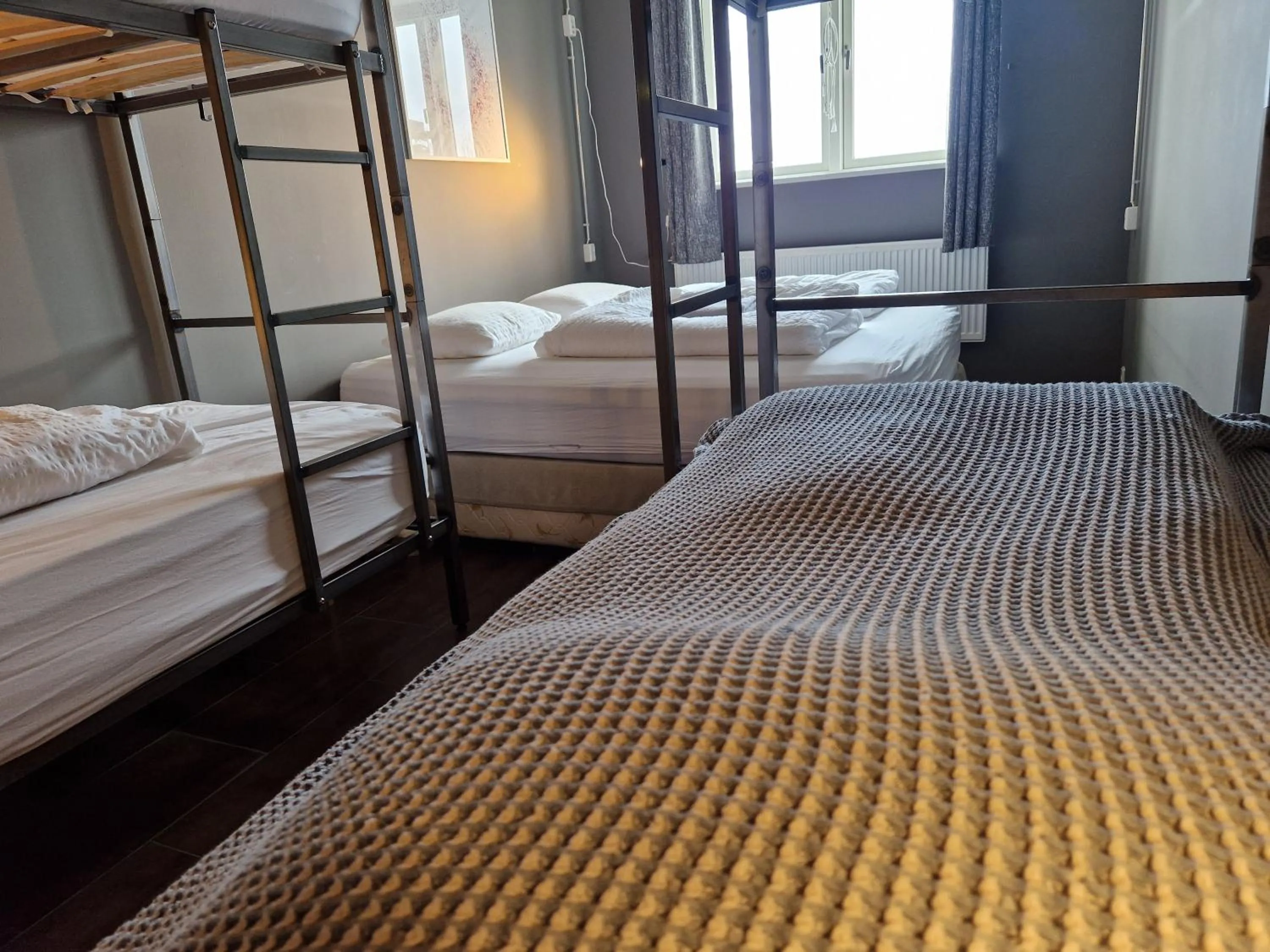 Bed in Tehúsið Hostel