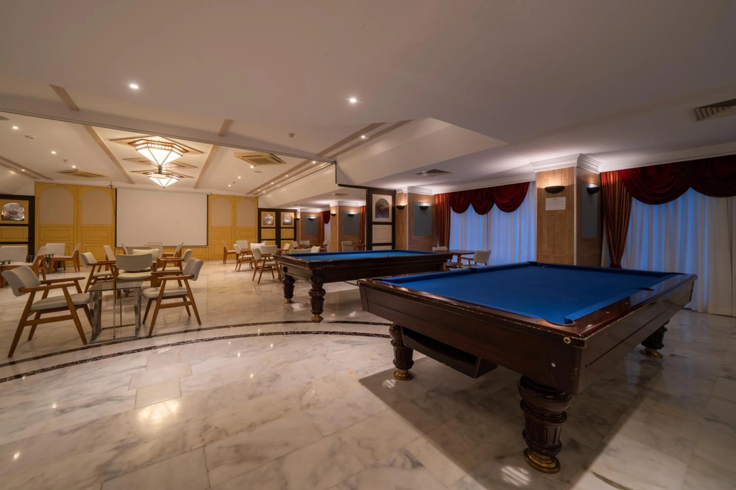 Billiard in Hotel Aqua