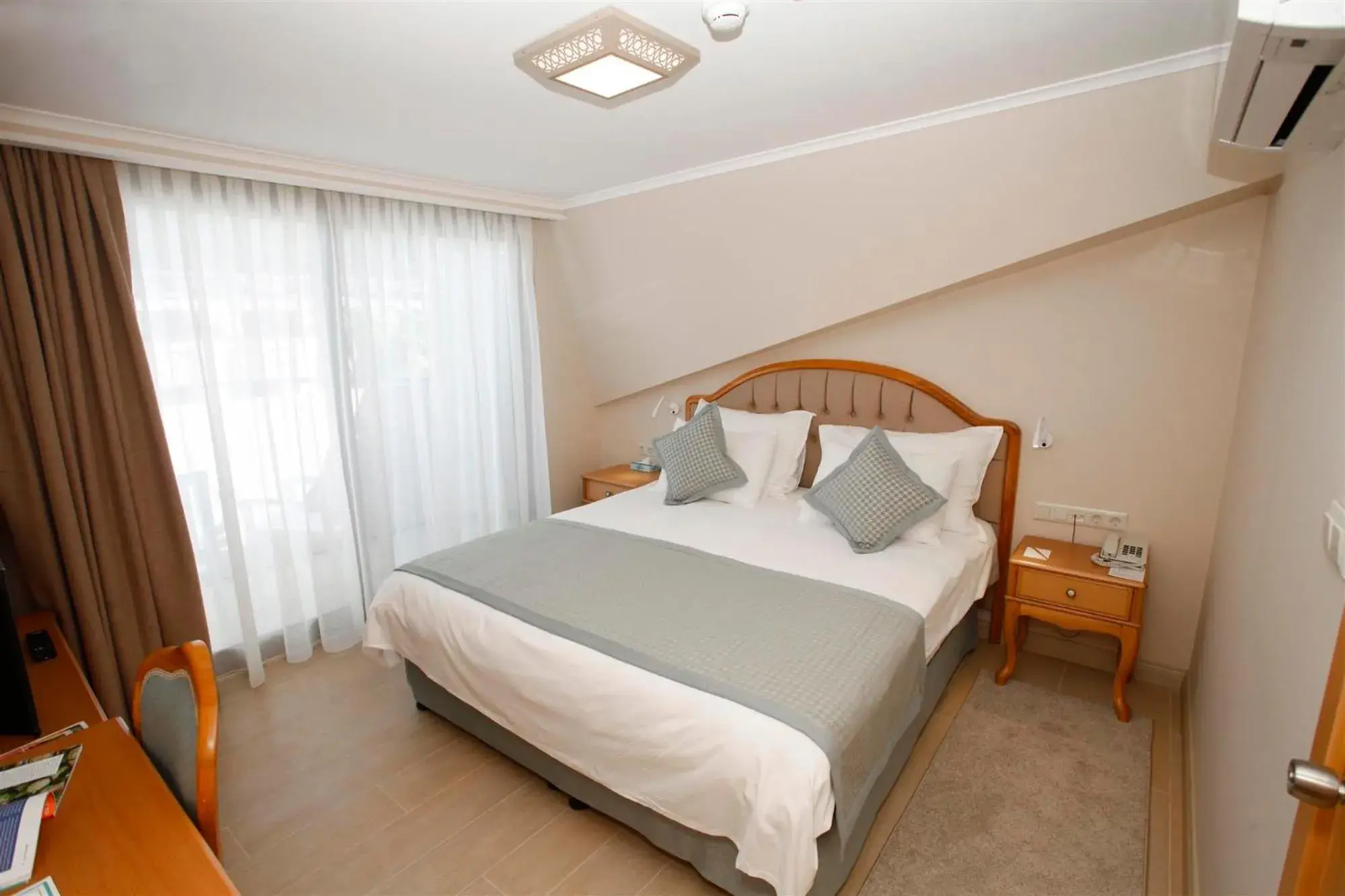 Deluxe Suite in Hotel Aqua Deluxe Suite in Hotel Aqua