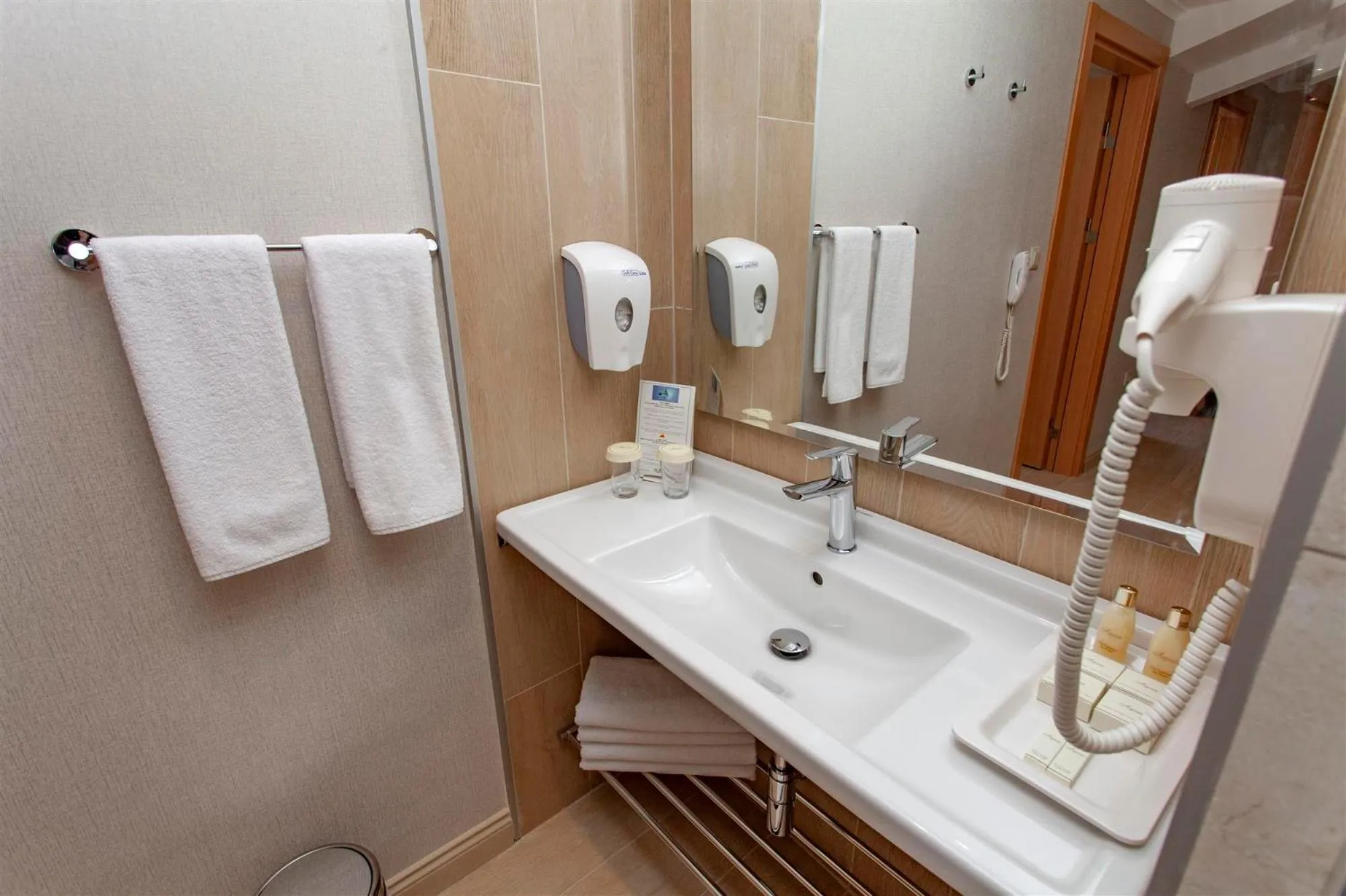 Bathroom in Hotel Aqua