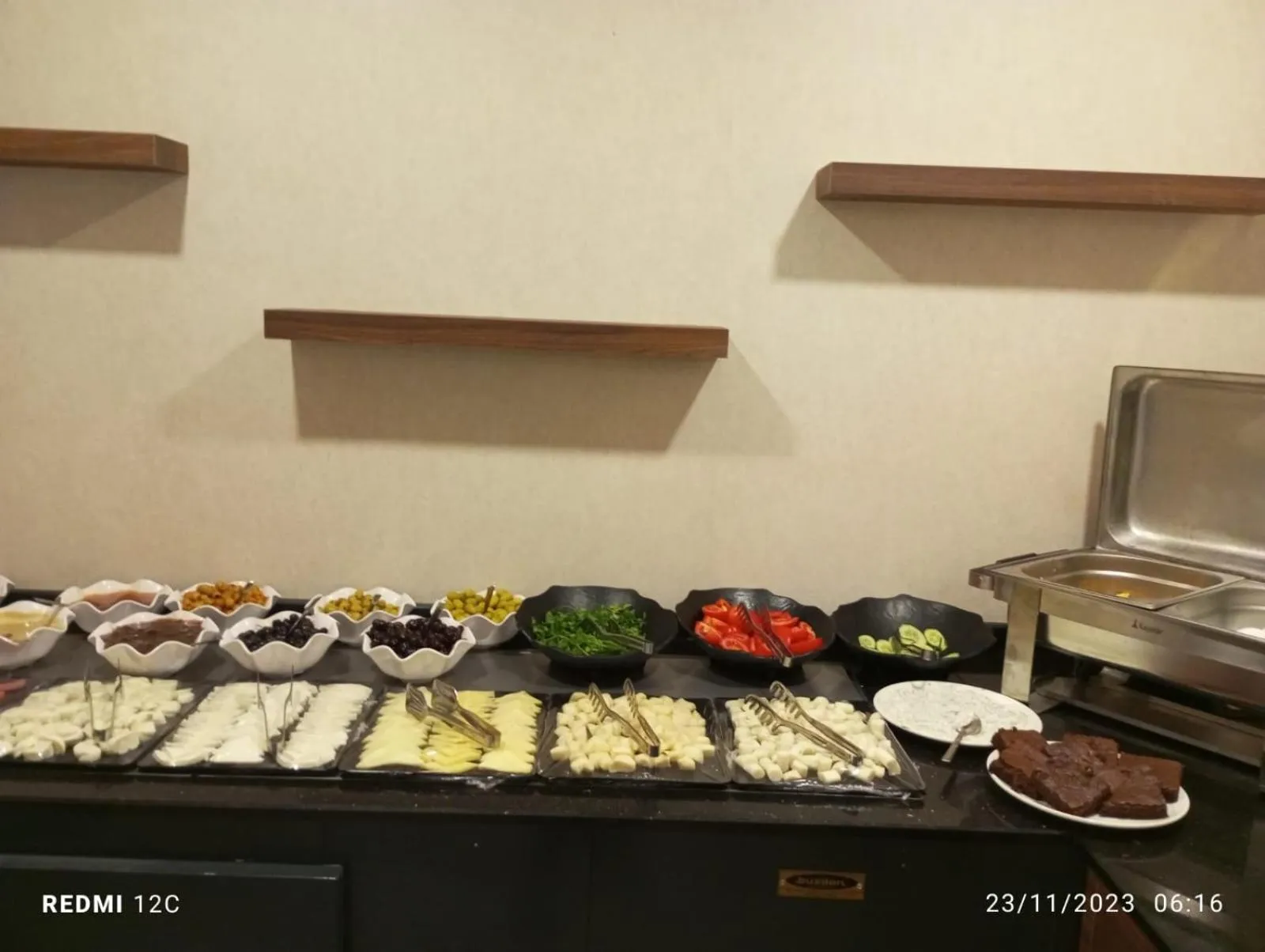 Buffet breakfast in Ugurlu Hotel