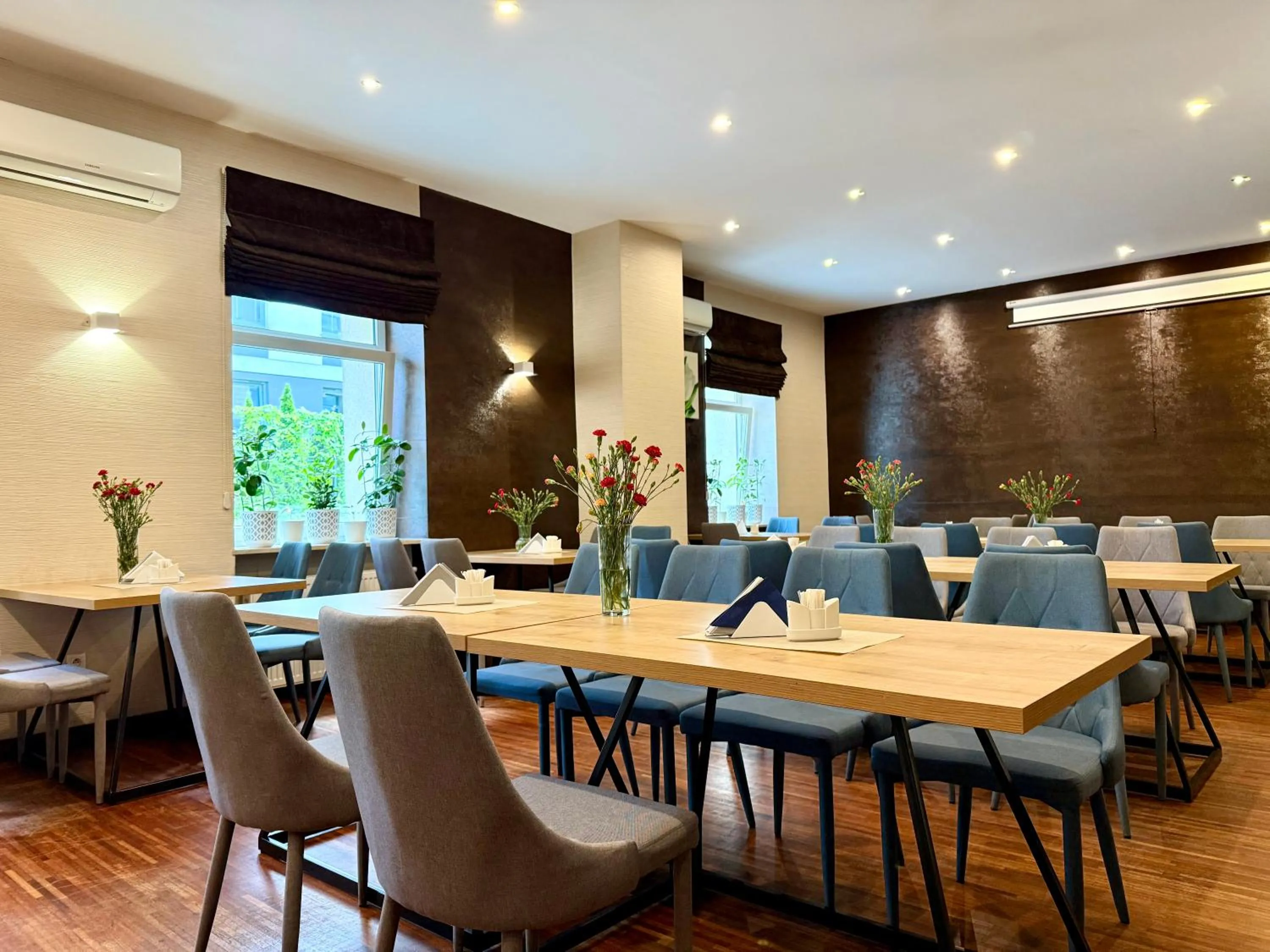 Buffet breakfast in Boutique Hotel's I Milionowa