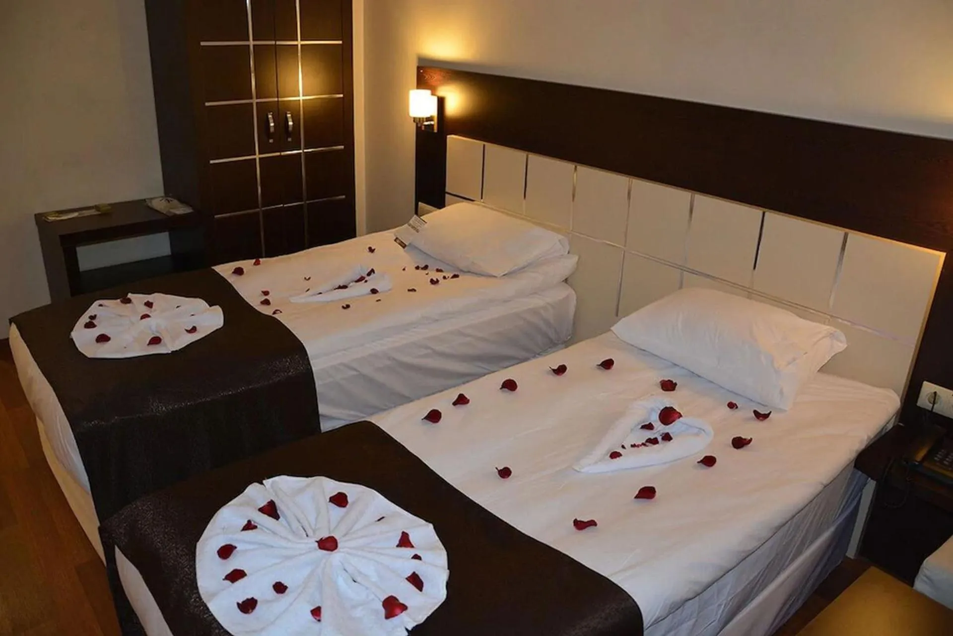 Bed in Gaziantep Garni Hotel