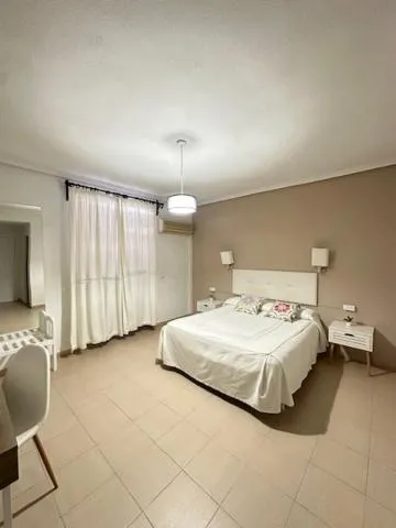 Bed in Hotel Castillo de Montemayor