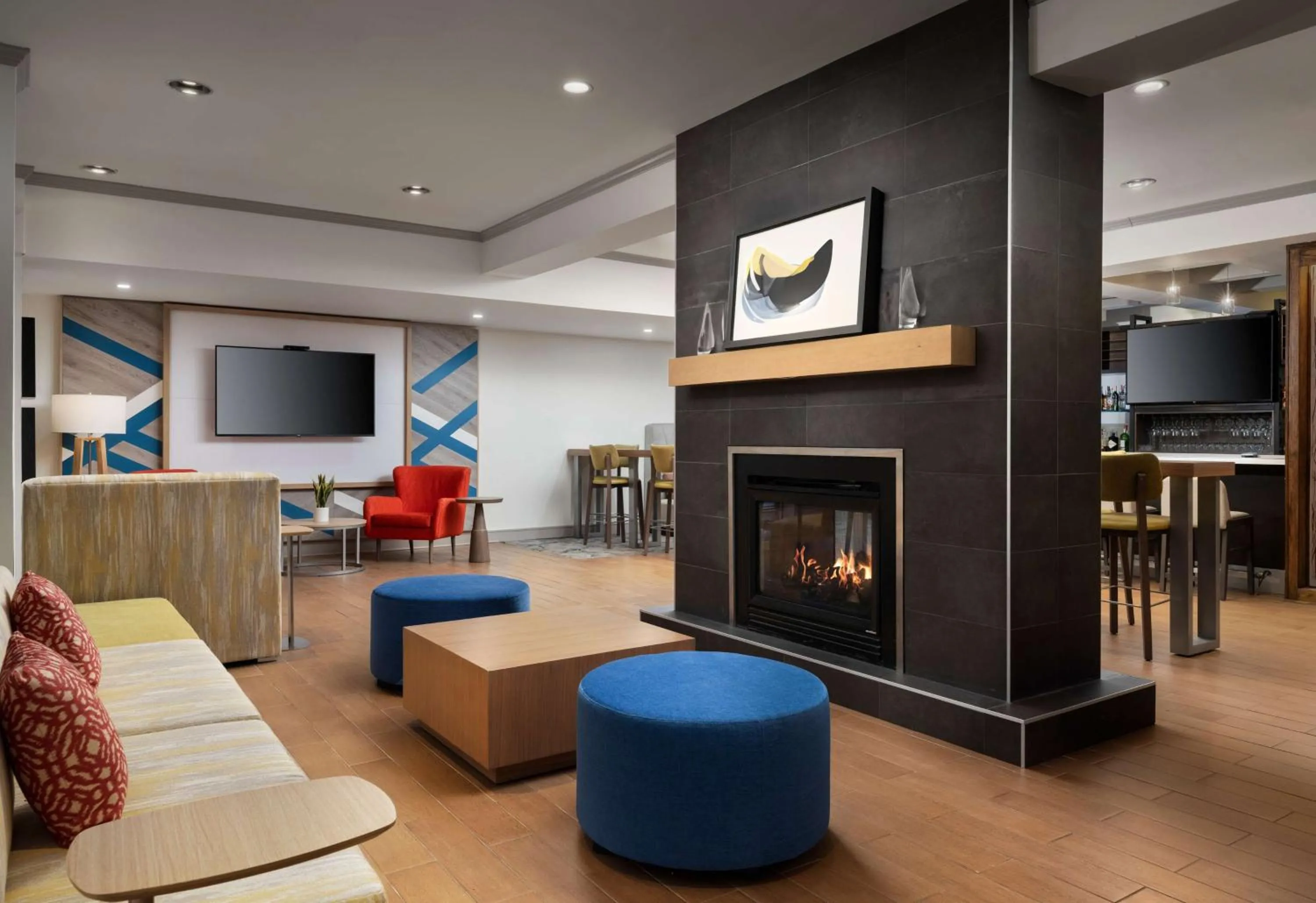 Lobby or reception in Hilton Garden Inn Boston-Burlington