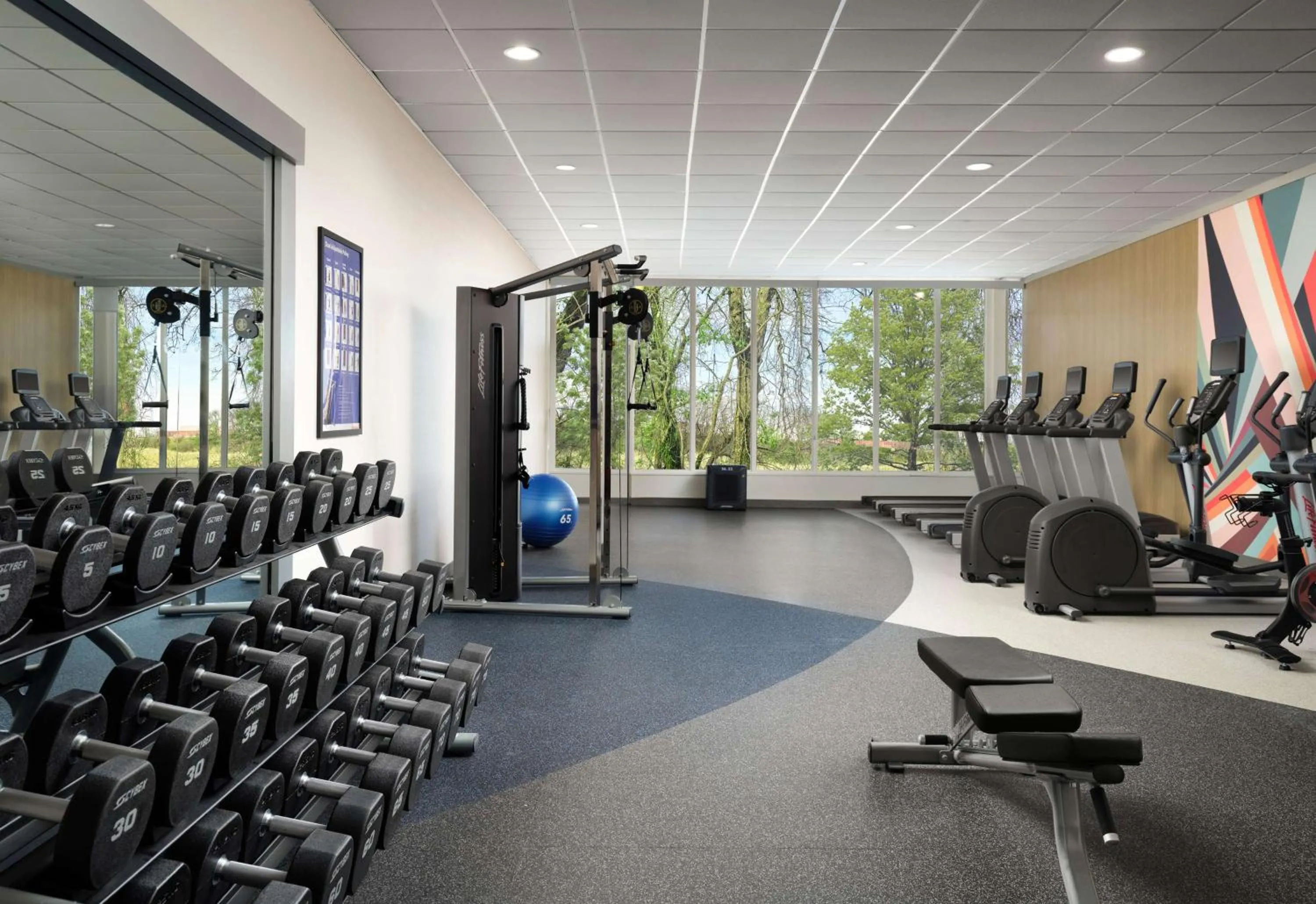 Fitness centre/facilities in Hilton Garden Inn Boston-Burlington