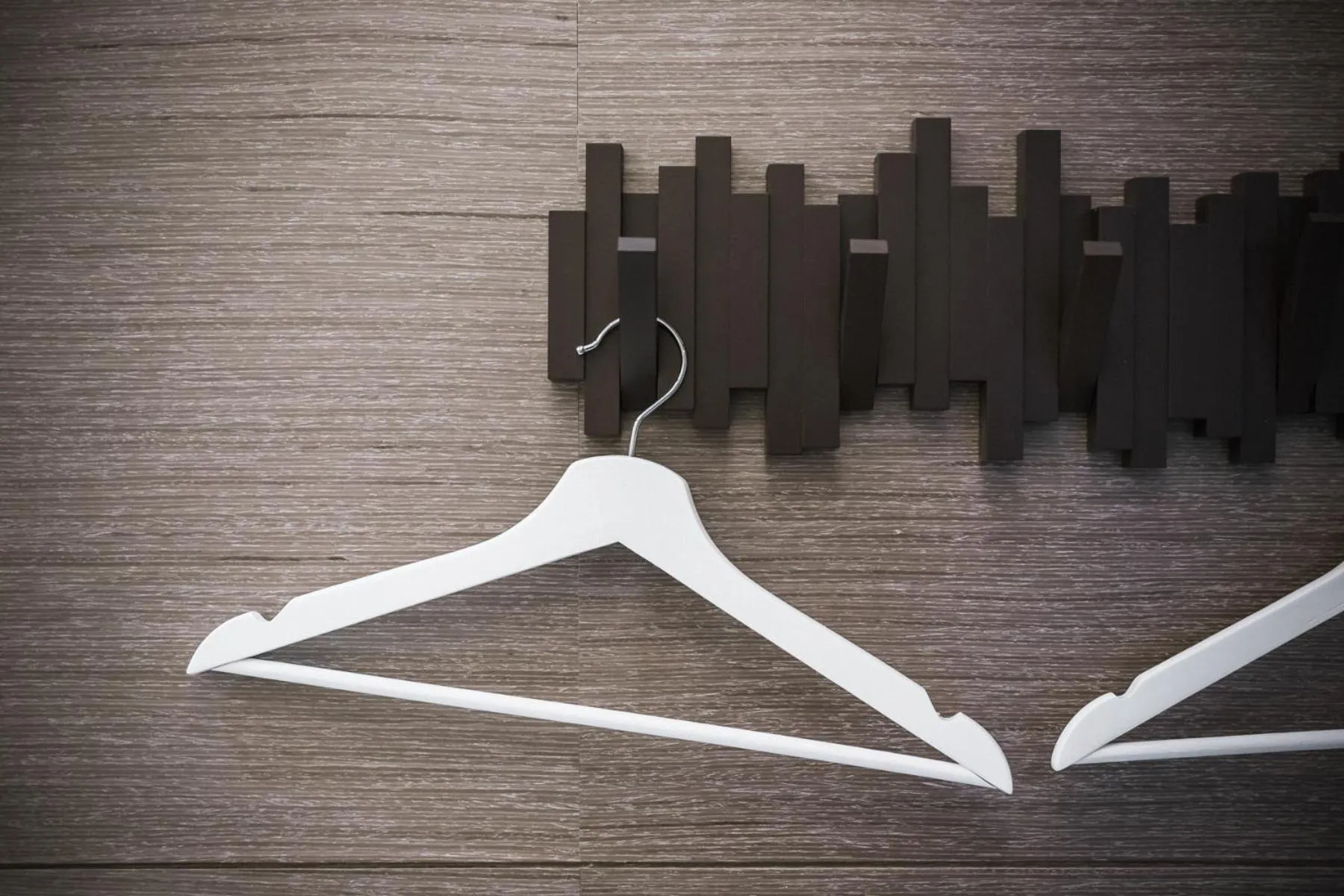 wardrobe in Tiin Tinn - Rivershore B&B