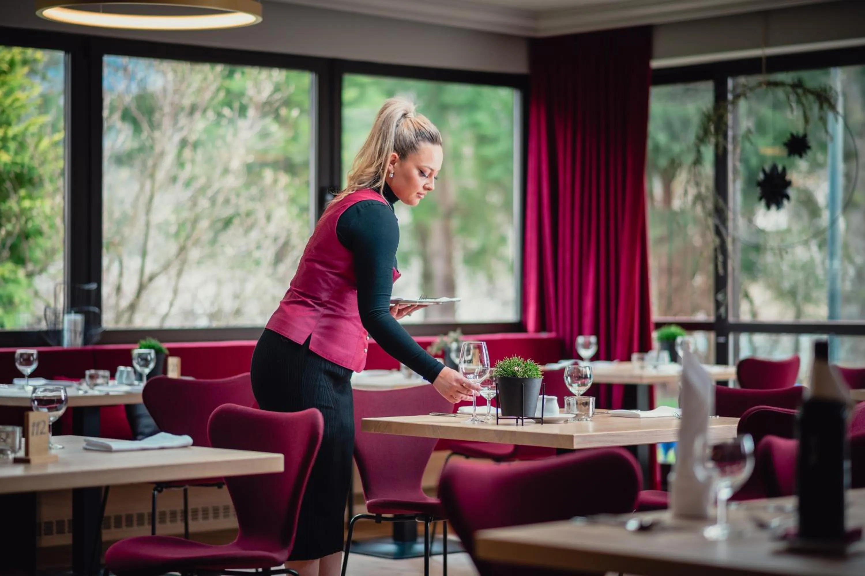 Restaurant/places to eat in Alpenland St Johann