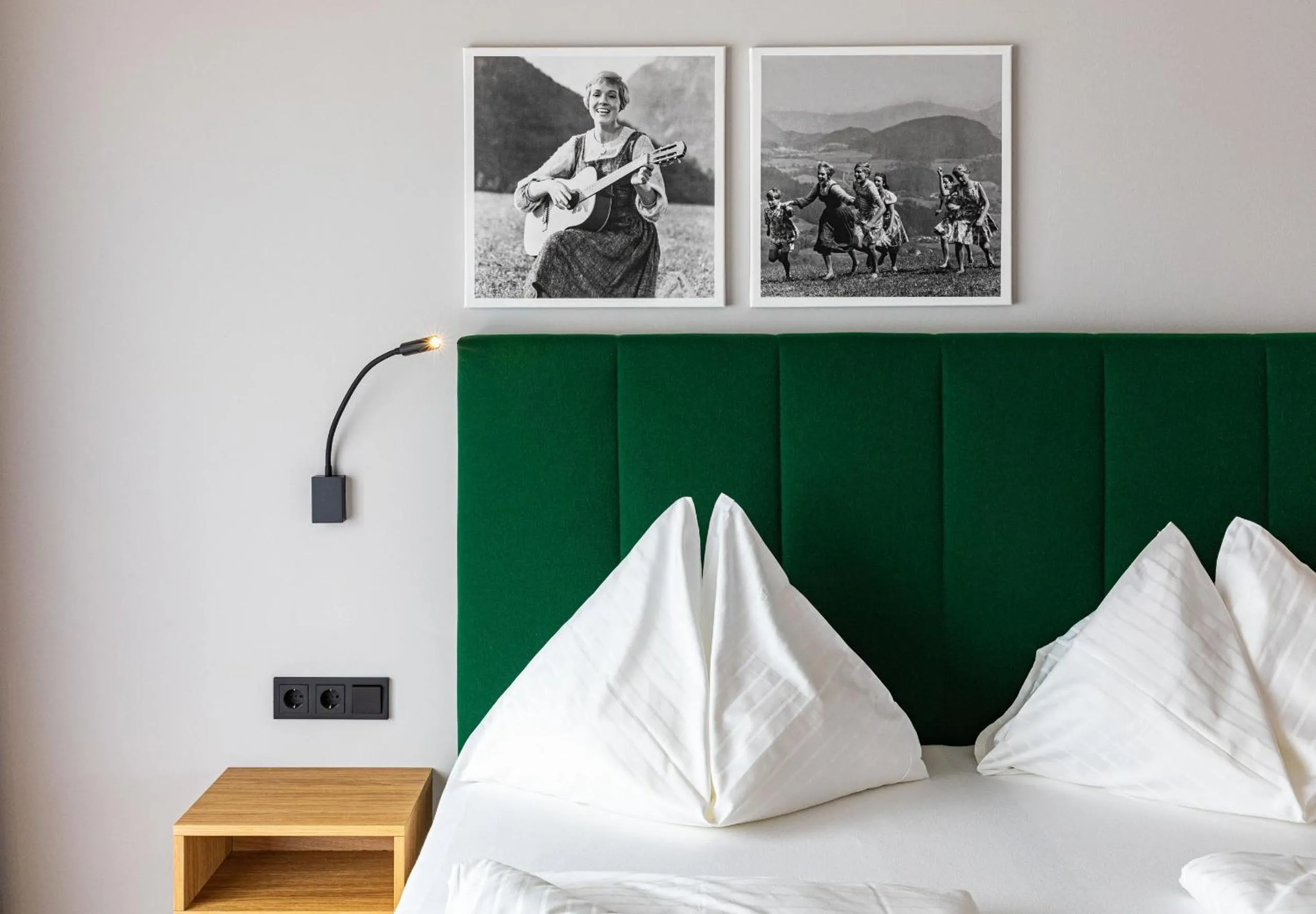 Photo of the whole room, Bed in Alpenland St Johann