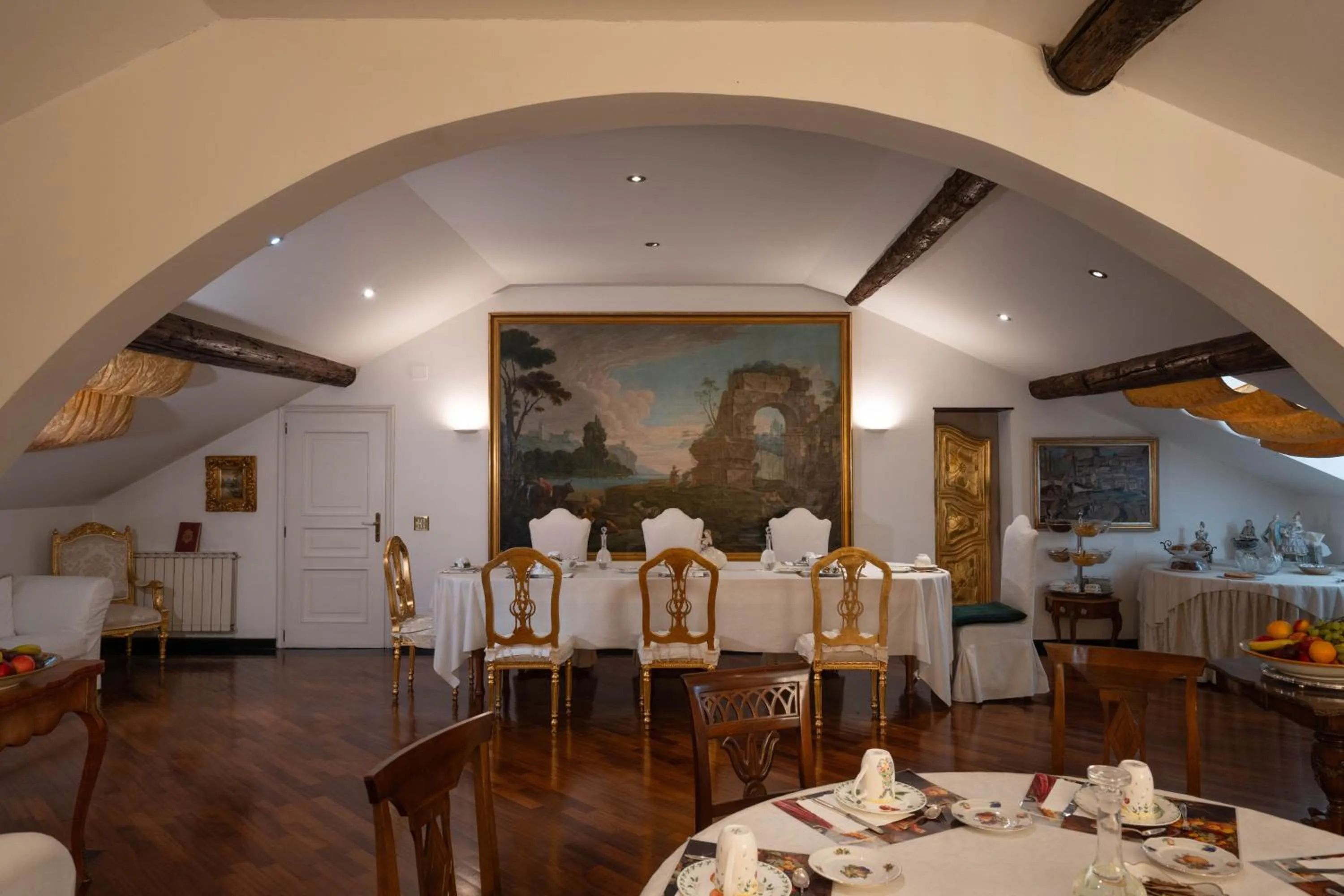 Breakfast in Morali Palace