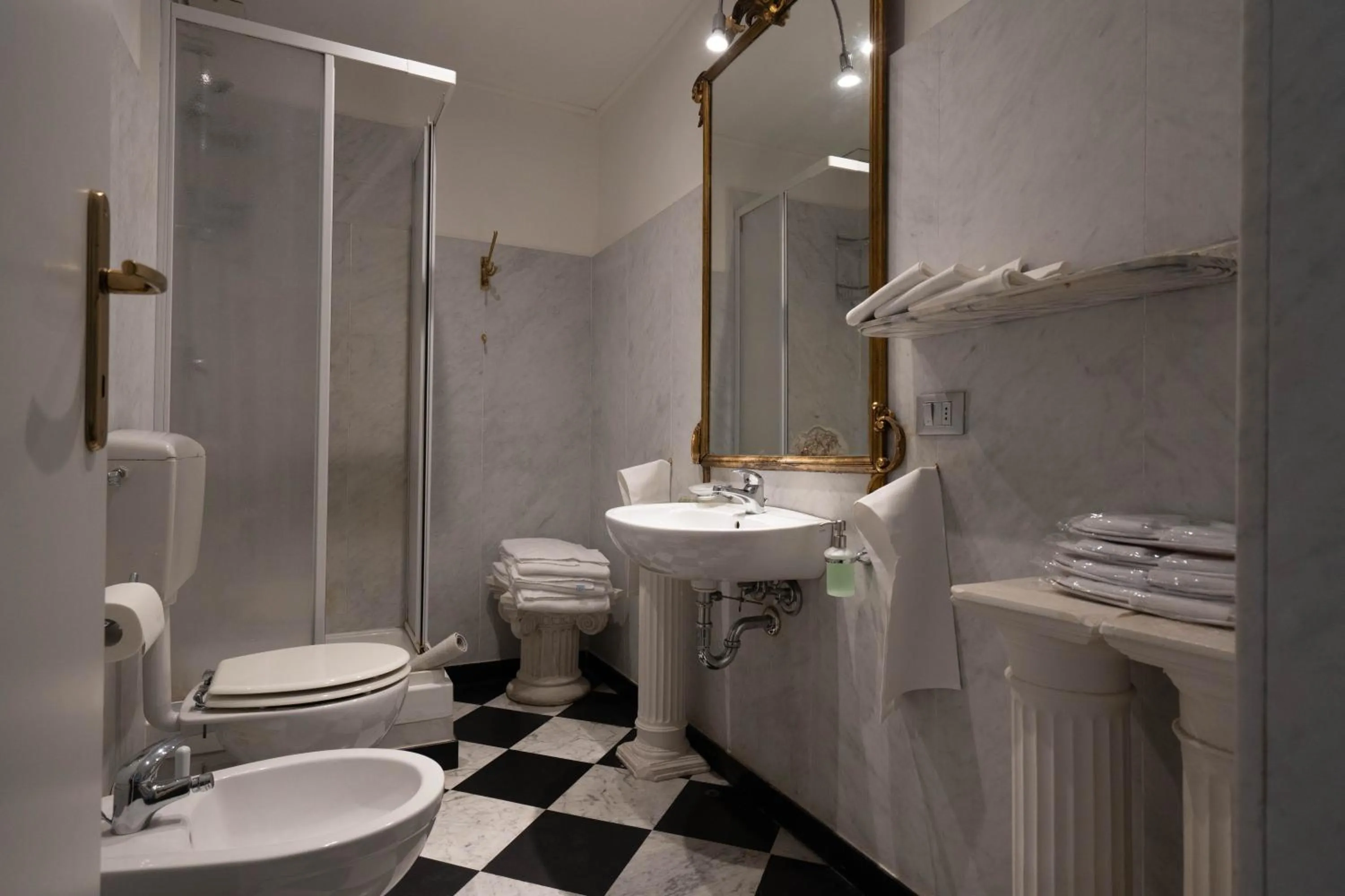 Bathroom in Morali Palace