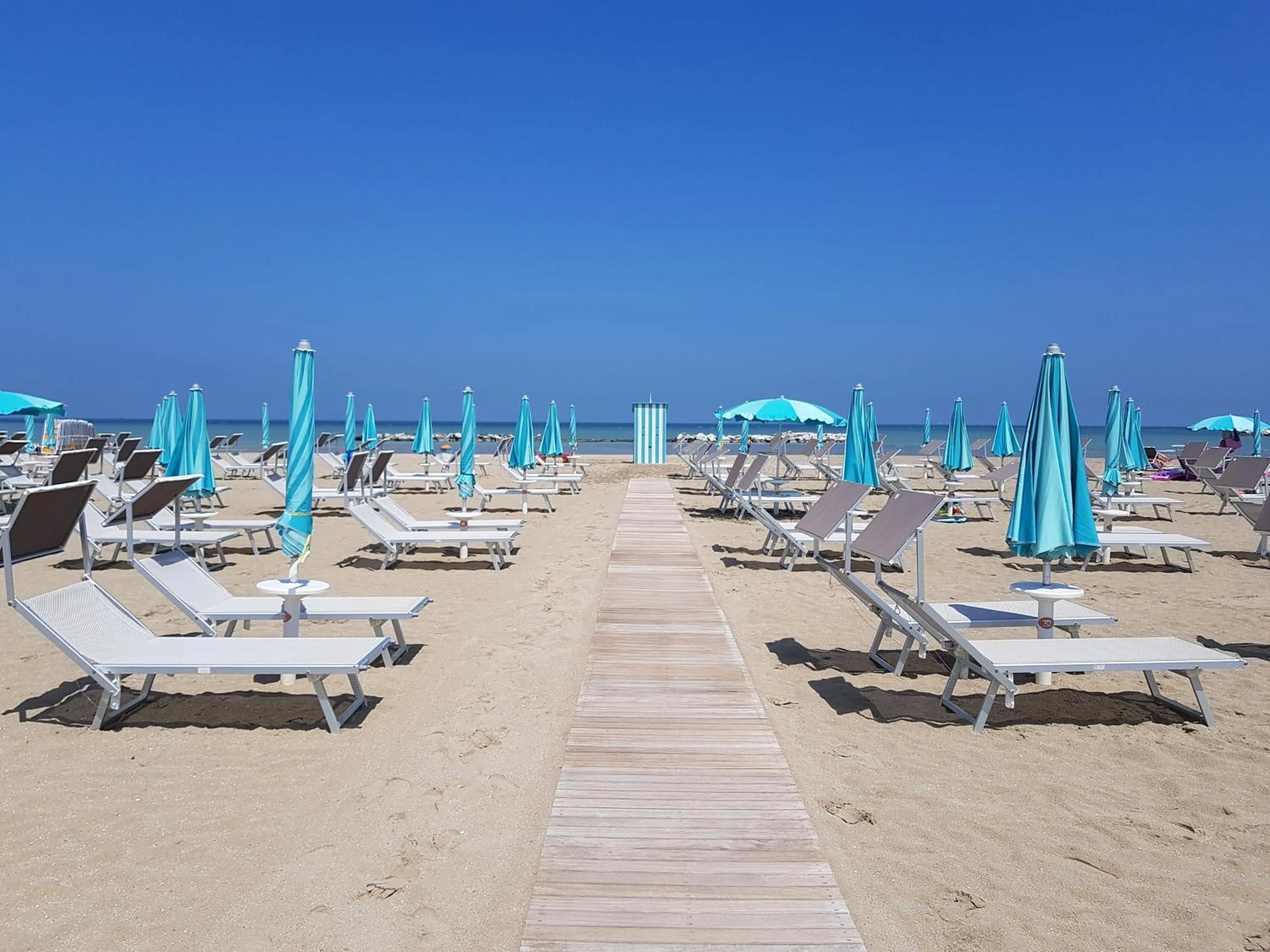 Hotel Paloma Beach Front Chiringuitos Time