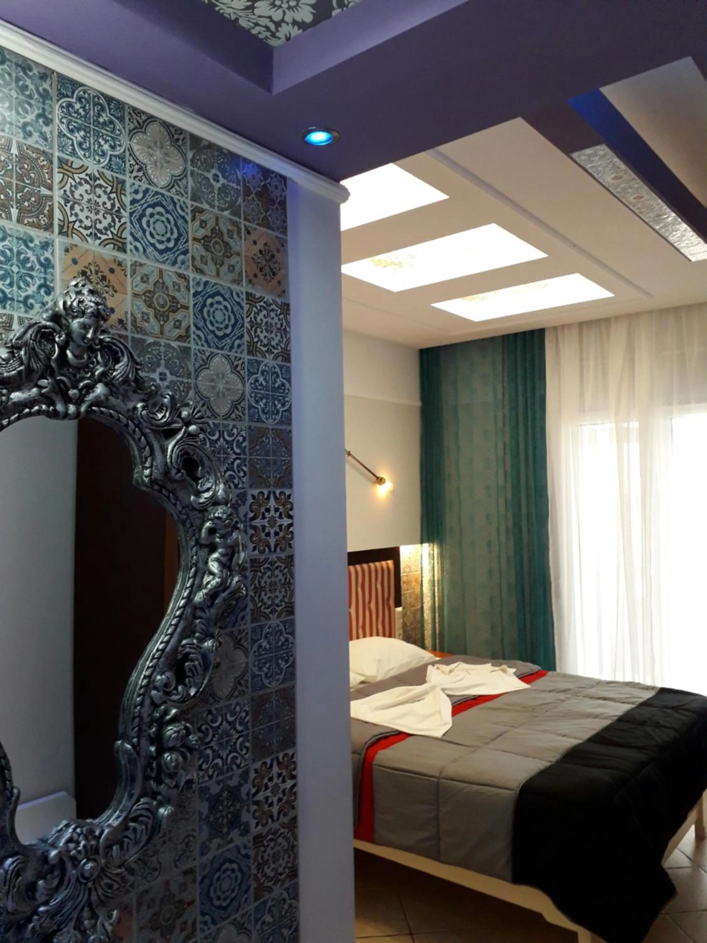 Bedroom, Bed in Blue Sea Beach Hotel