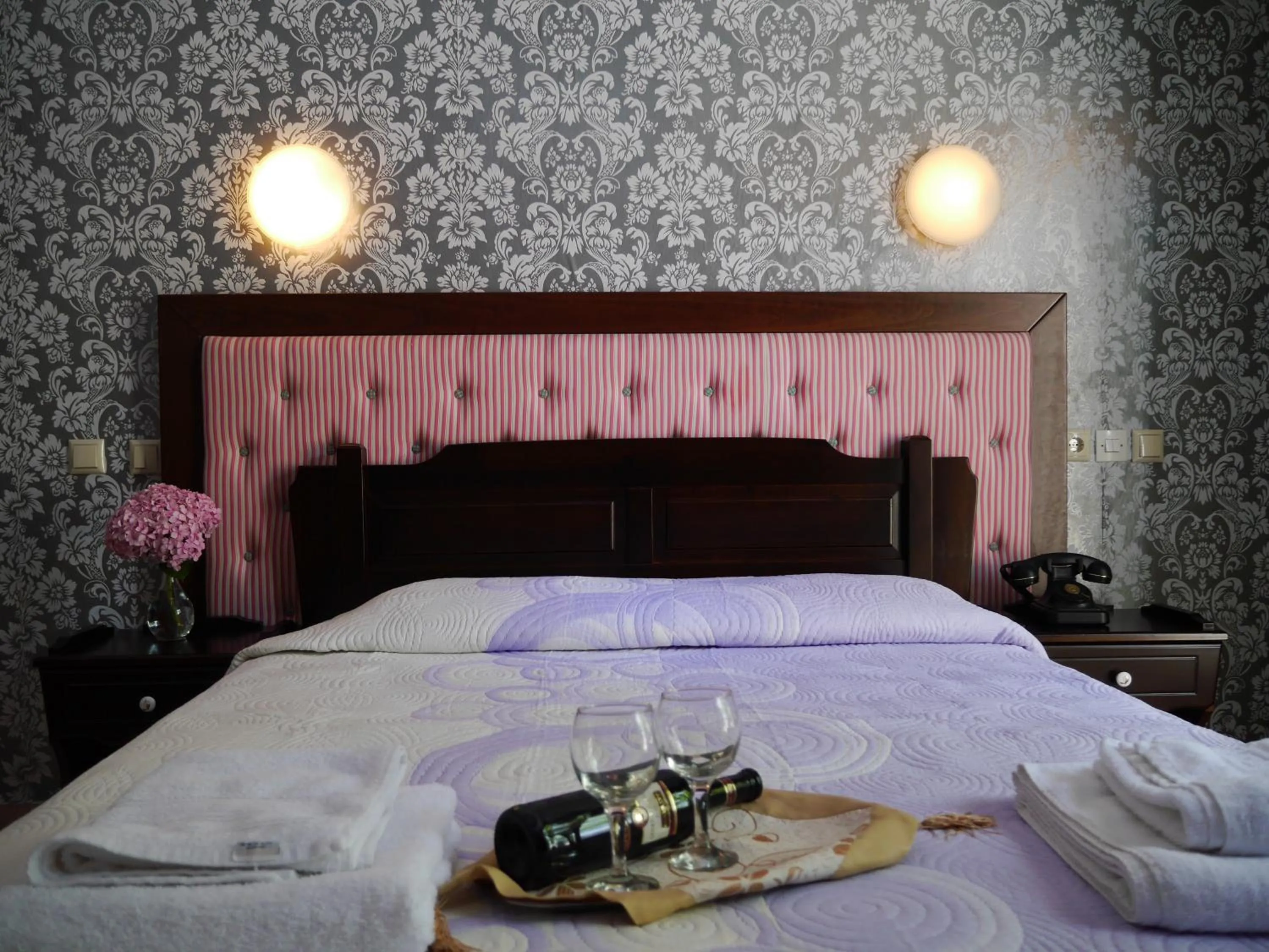 Bedroom, Bed in Blue Sea Beach Hotel