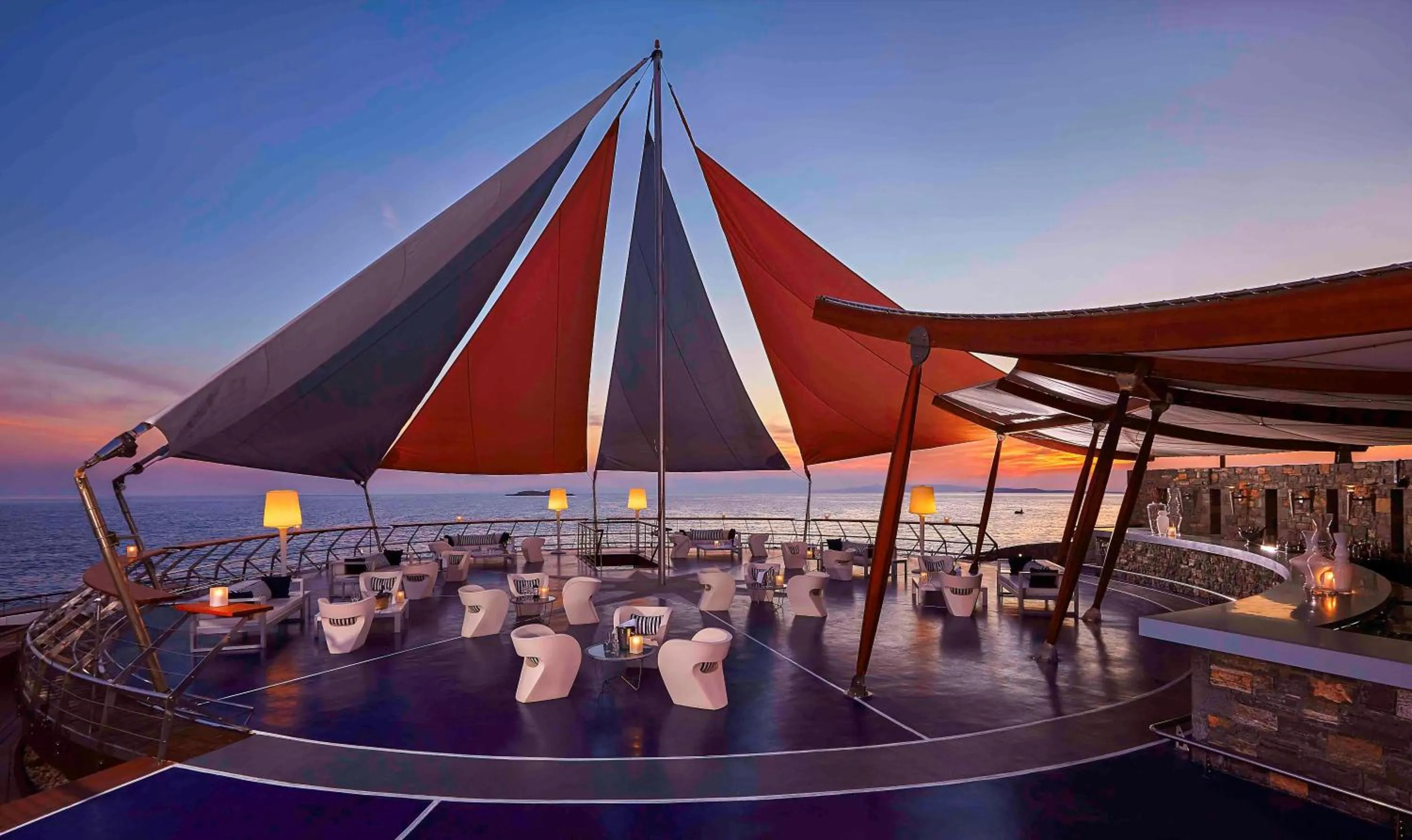 Restaurant/places to eat in Grand Resort Lagonissi